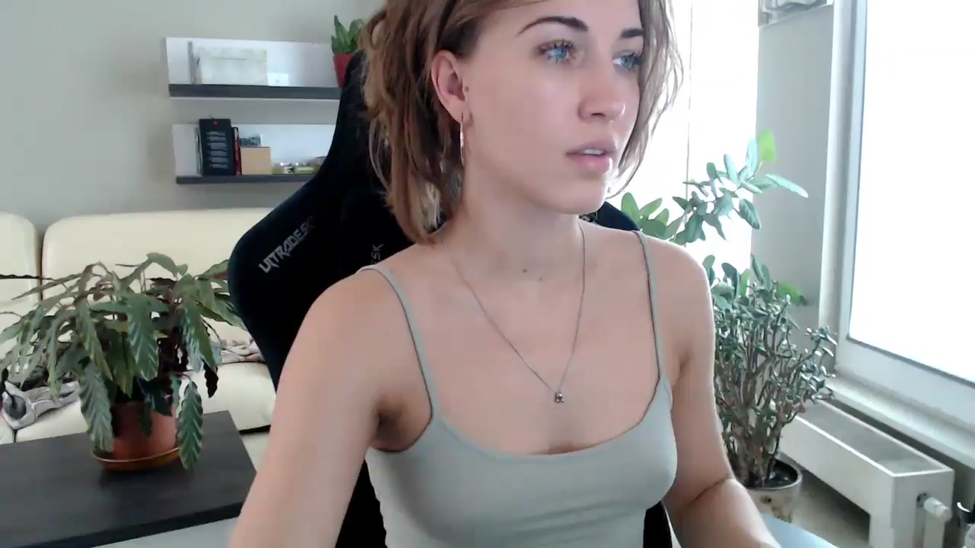 Gallery image thumbnail from GalaxyAnisia's myfreecams stream on, 09/24/2025, 12:37 image 12 of 20