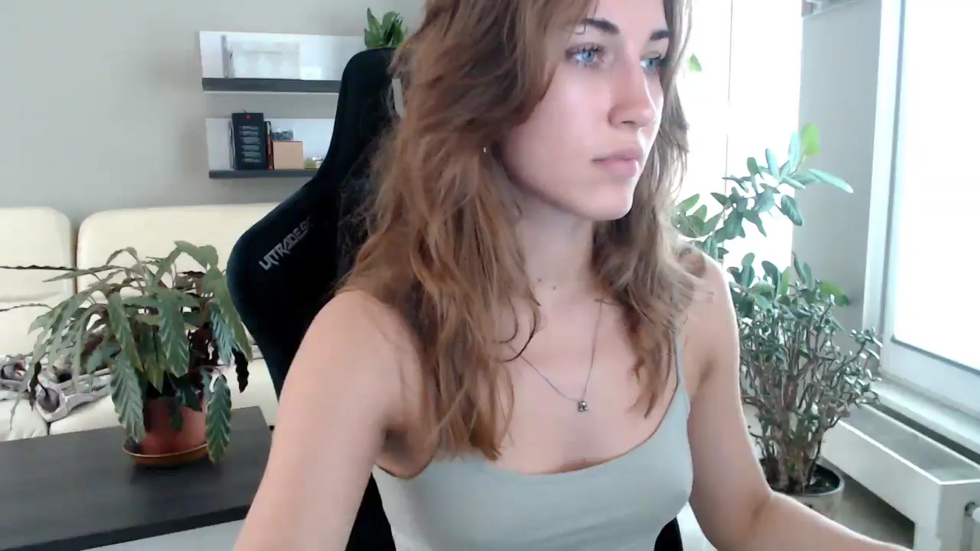 Gallery image thumbnail from GalaxyAnisia's myfreecams stream on, 09/24/2025, 13:36 image 17 of 20