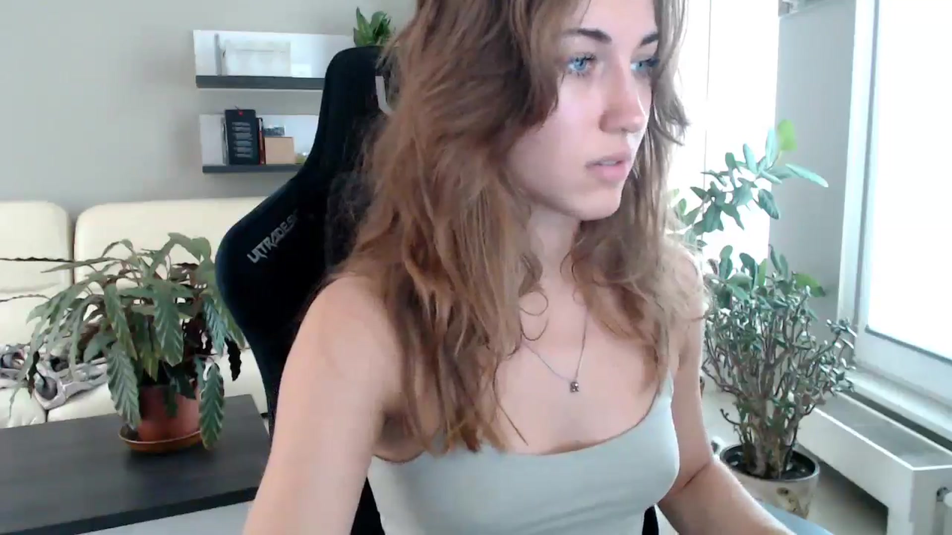 Gallery image thumbnail from GalaxyAnisia's myfreecams stream on, 09/24/2025, 13:36 image 20 of 20