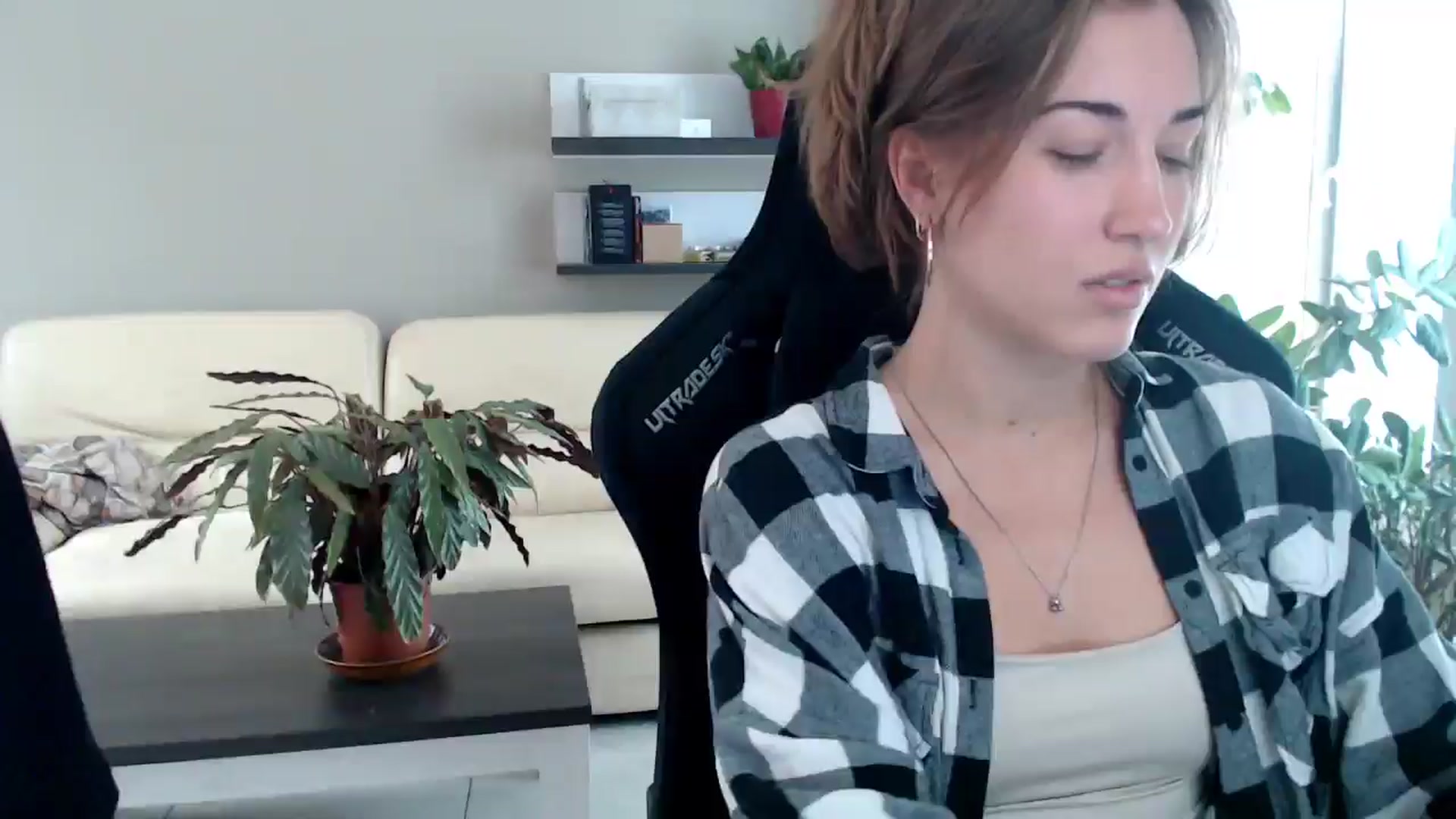Gallery image thumbnail from GalaxyAnisia's myfreecams stream on, 09/28/2025, 12:40 image 8 of 20