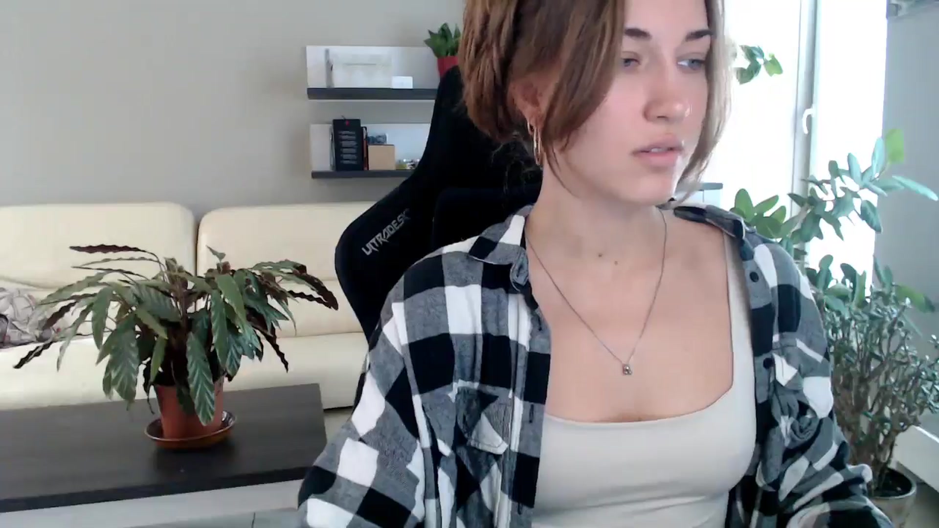 Gallery image thumbnail from GalaxyAnisia's myfreecams stream on, 09/28/2025, 12:40 image 19 of 20