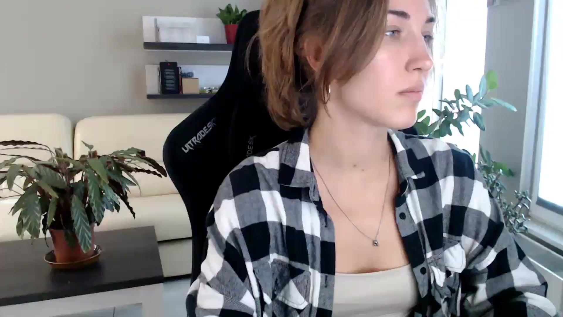 Gallery image thumbnail from GalaxyAnisia's myfreecams stream on, 09/28/2025, 13:51 image 17 of 20