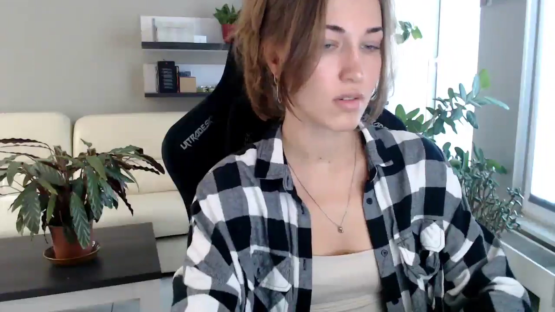 Gallery image thumbnail from GalaxyAnisia's myfreecams stream on, 09/28/2025, 13:51 image 19 of 20