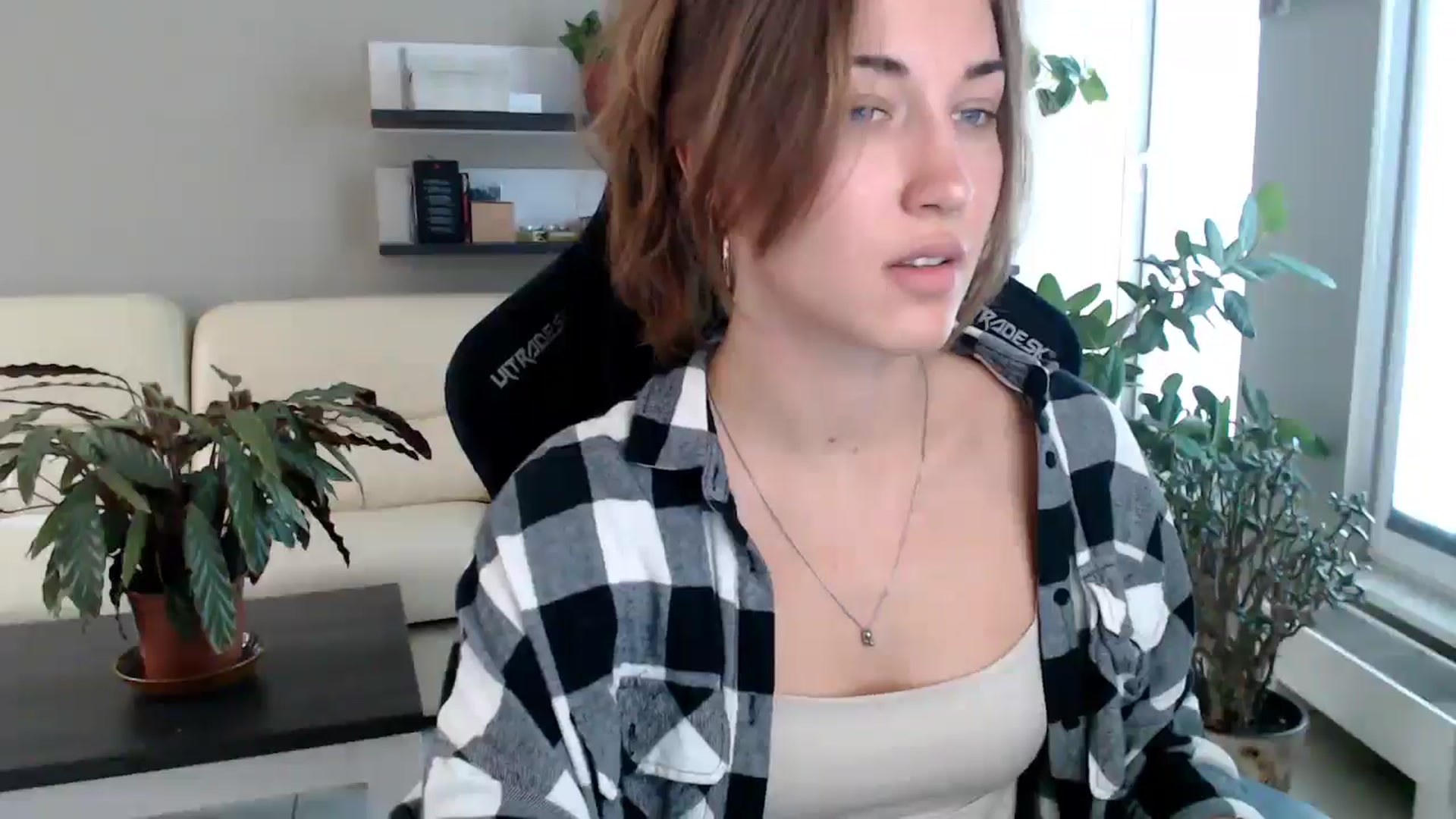 Gallery image thumbnail from GalaxyAnisia's myfreecams stream on, 09/28/2025, 13:51 image 10 of 20