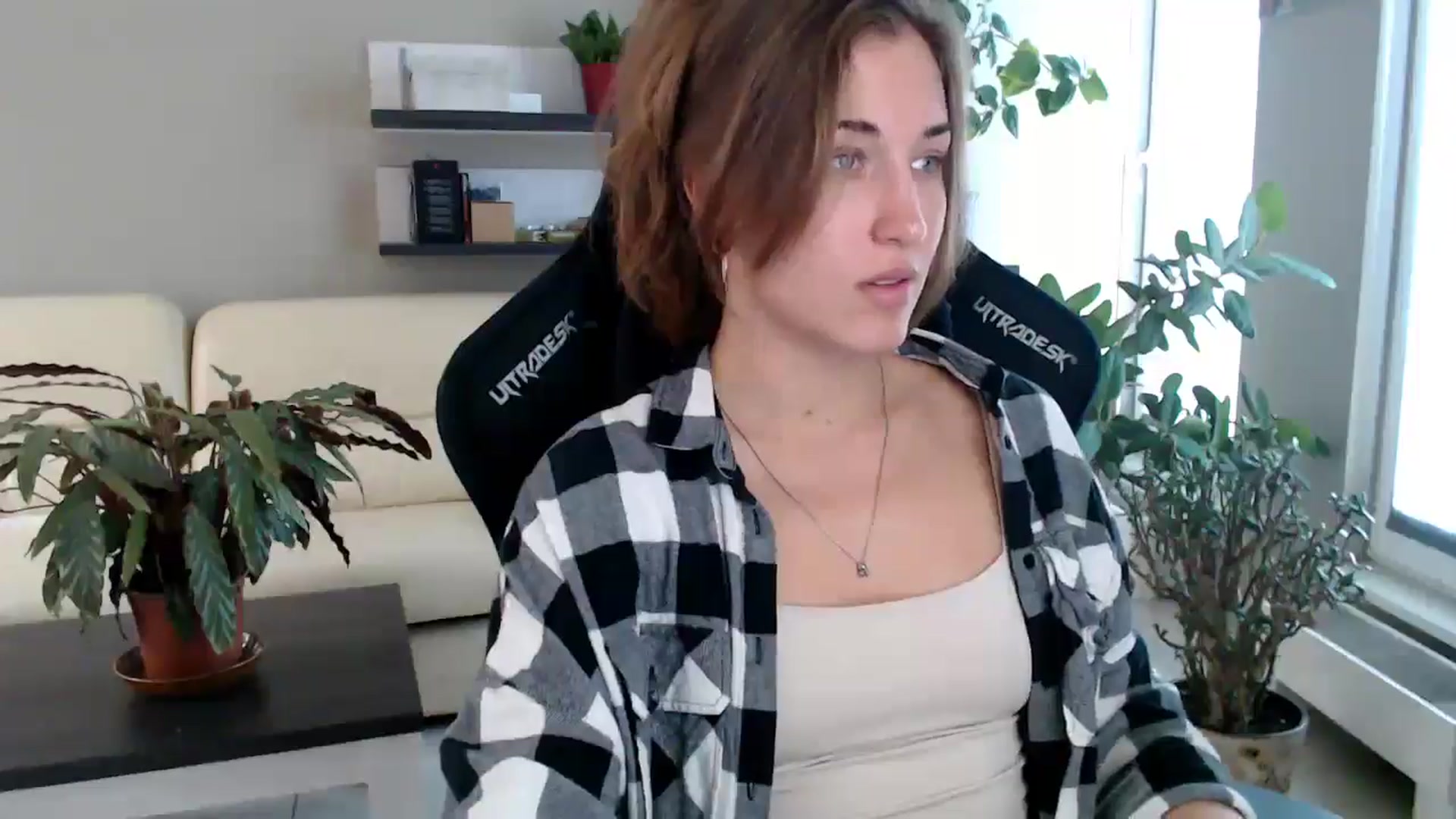 Gallery image thumbnail from GalaxyAnisia's myfreecams stream on, 09/28/2025, 13:51 image 11 of 20
