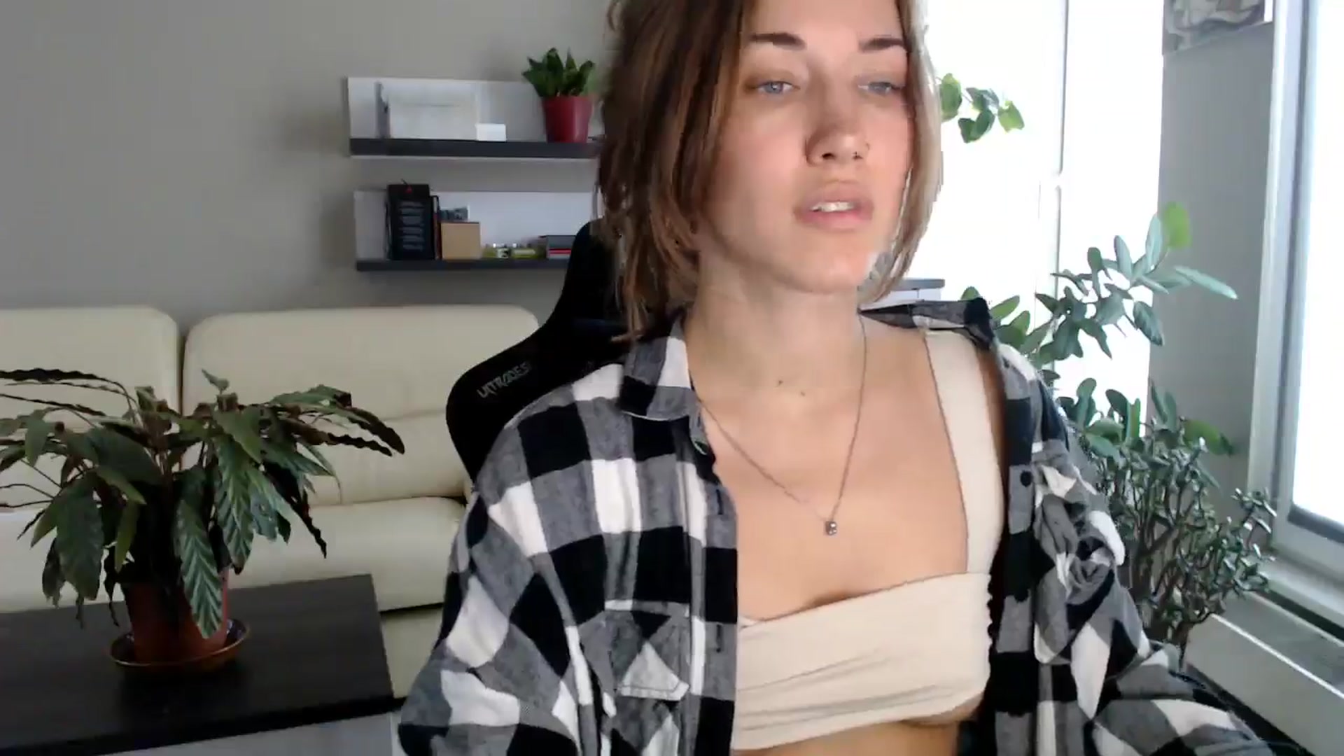 Gallery image thumbnail from GalaxyAnisia's myfreecams stream on, 09/28/2025, 14:30 image 4 of 20