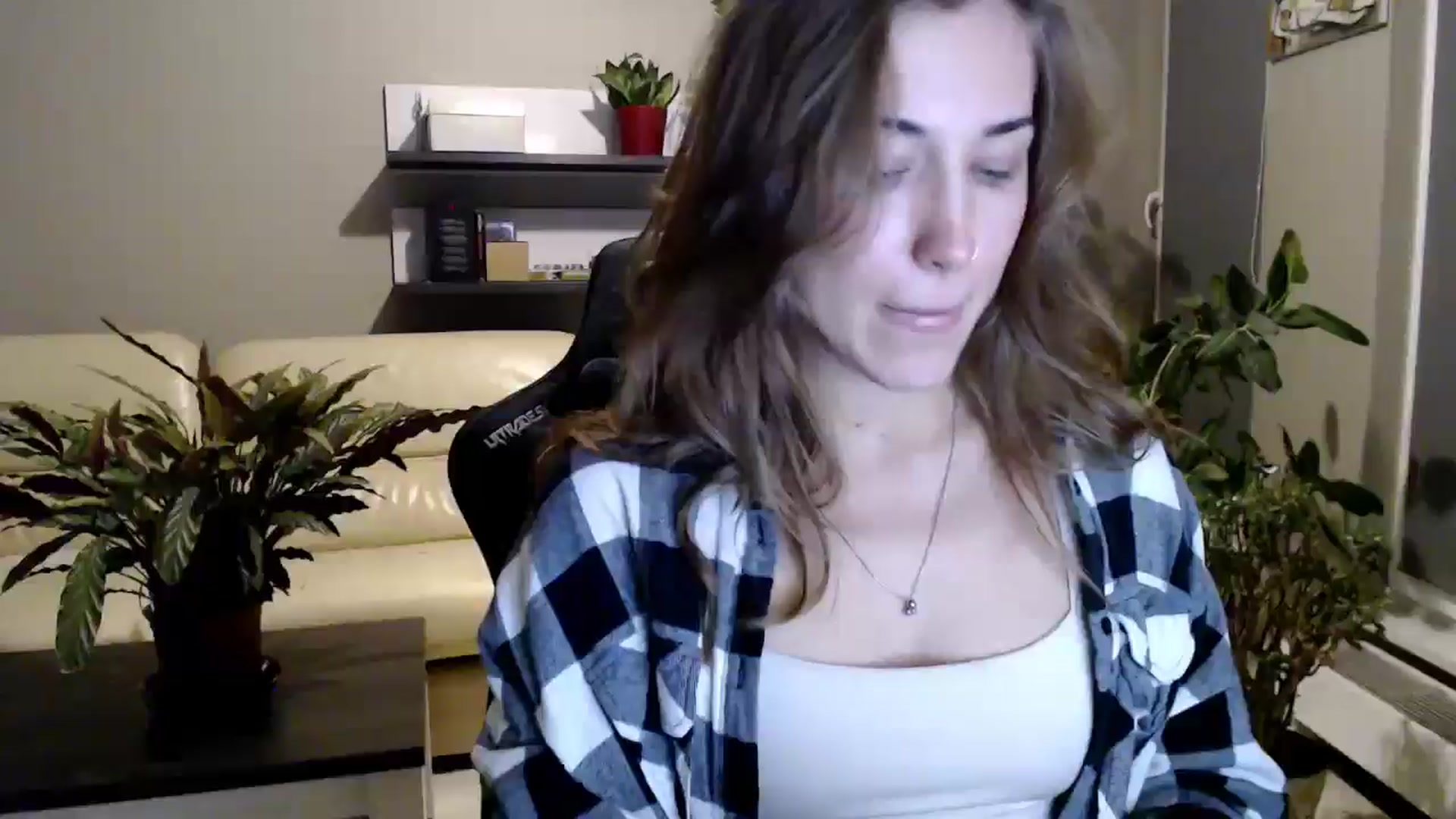 Gallery image thumbnail from GalaxyAnisia's myfreecams stream on, 09/28/2025, 19:29 image 1 of 20