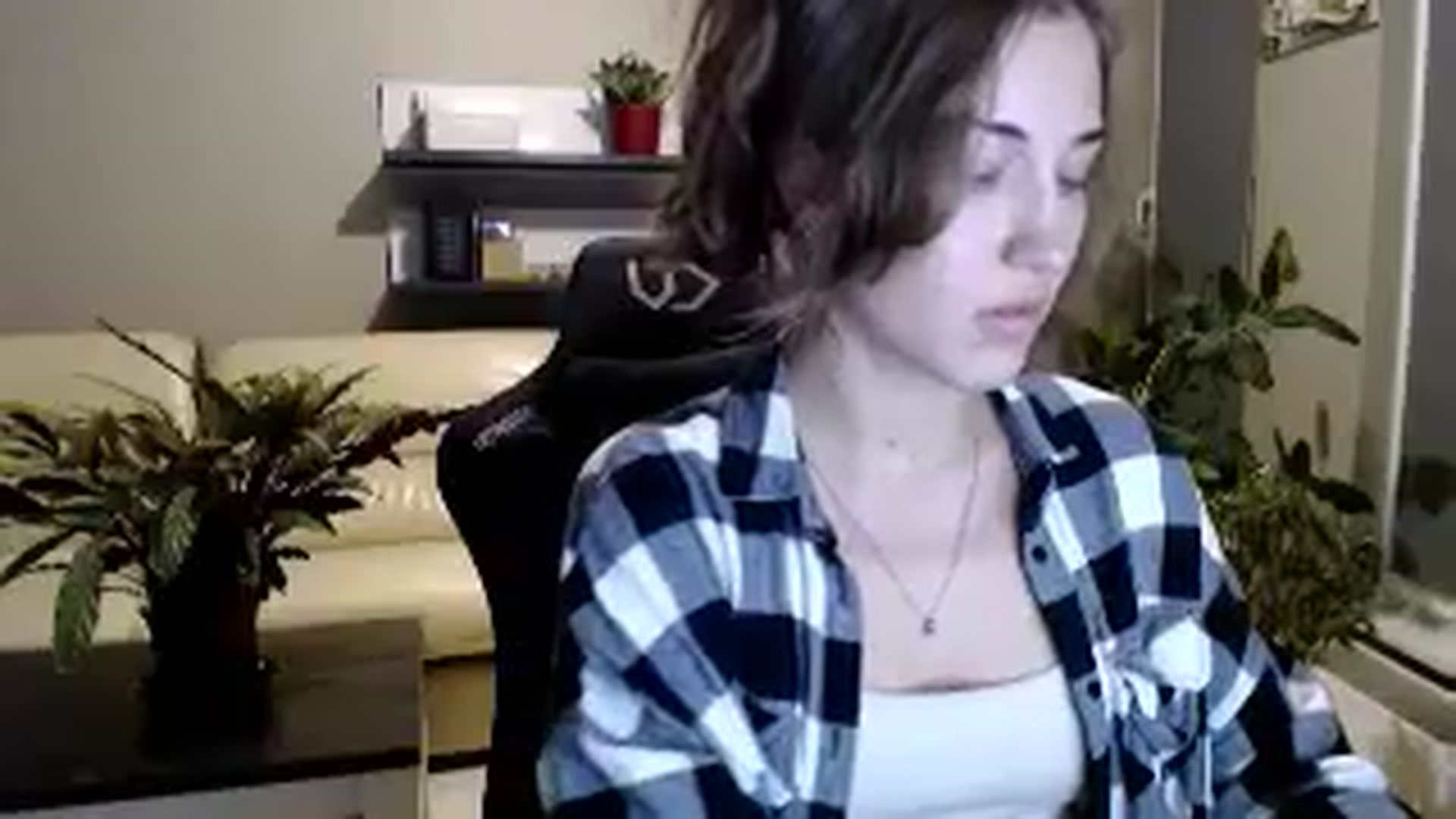Gallery image thumbnail from GalaxyAnisia's myfreecams stream on, 09/28/2025, 19:29 image 19 of 20