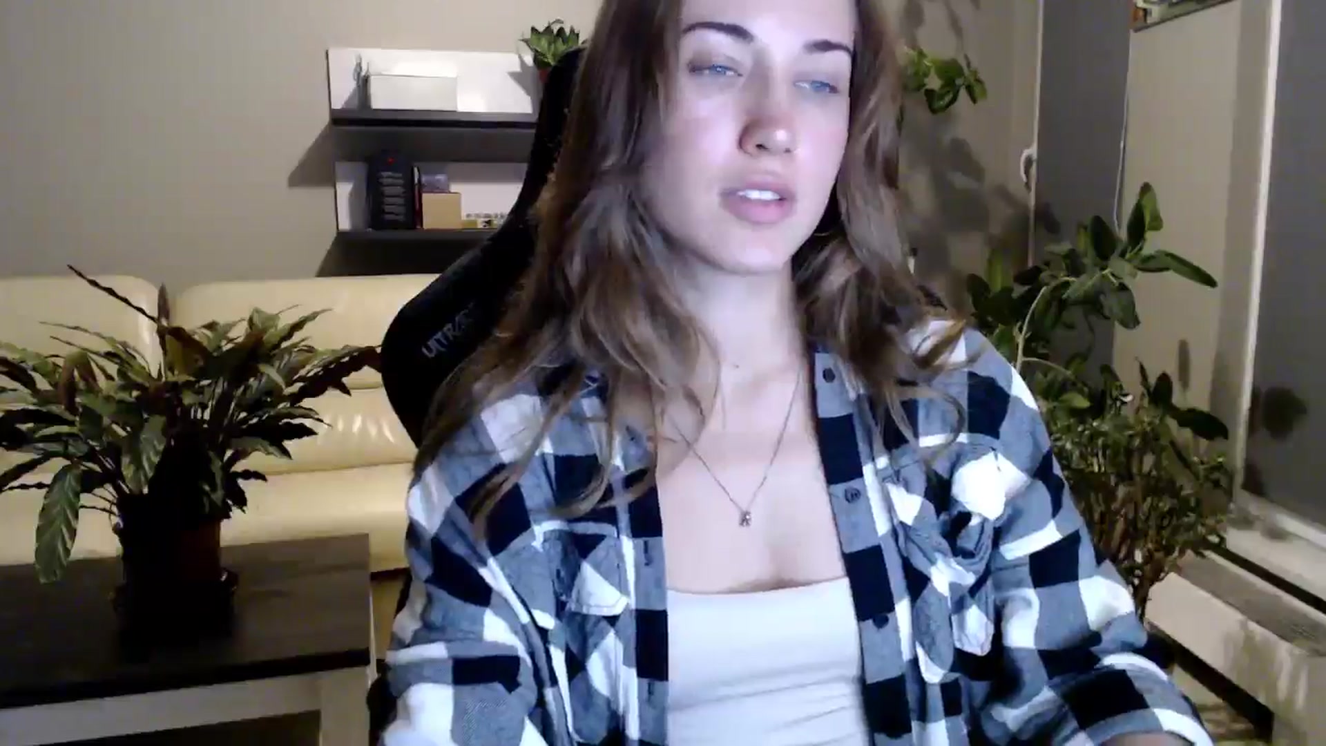 Gallery image thumbnail from GalaxyAnisia's myfreecams stream on, 09/28/2025, 20:34 image 5 of 20