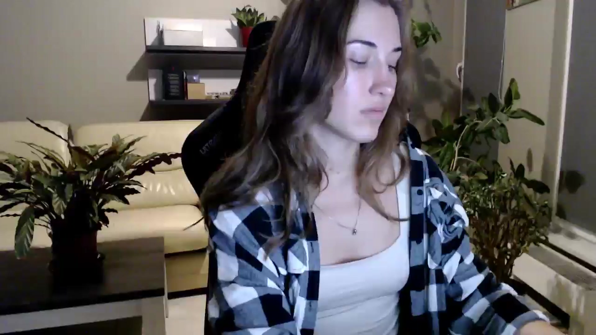 Gallery image thumbnail from GalaxyAnisia's myfreecams stream on, 09/28/2025, 20:34 image 18 of 20