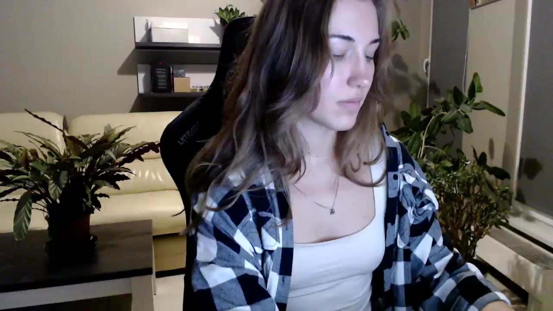 Gallery image thumbnail from GalaxyAnisia's myfreecams stream on, 09/28/2025, 20:34 image 17 of 20