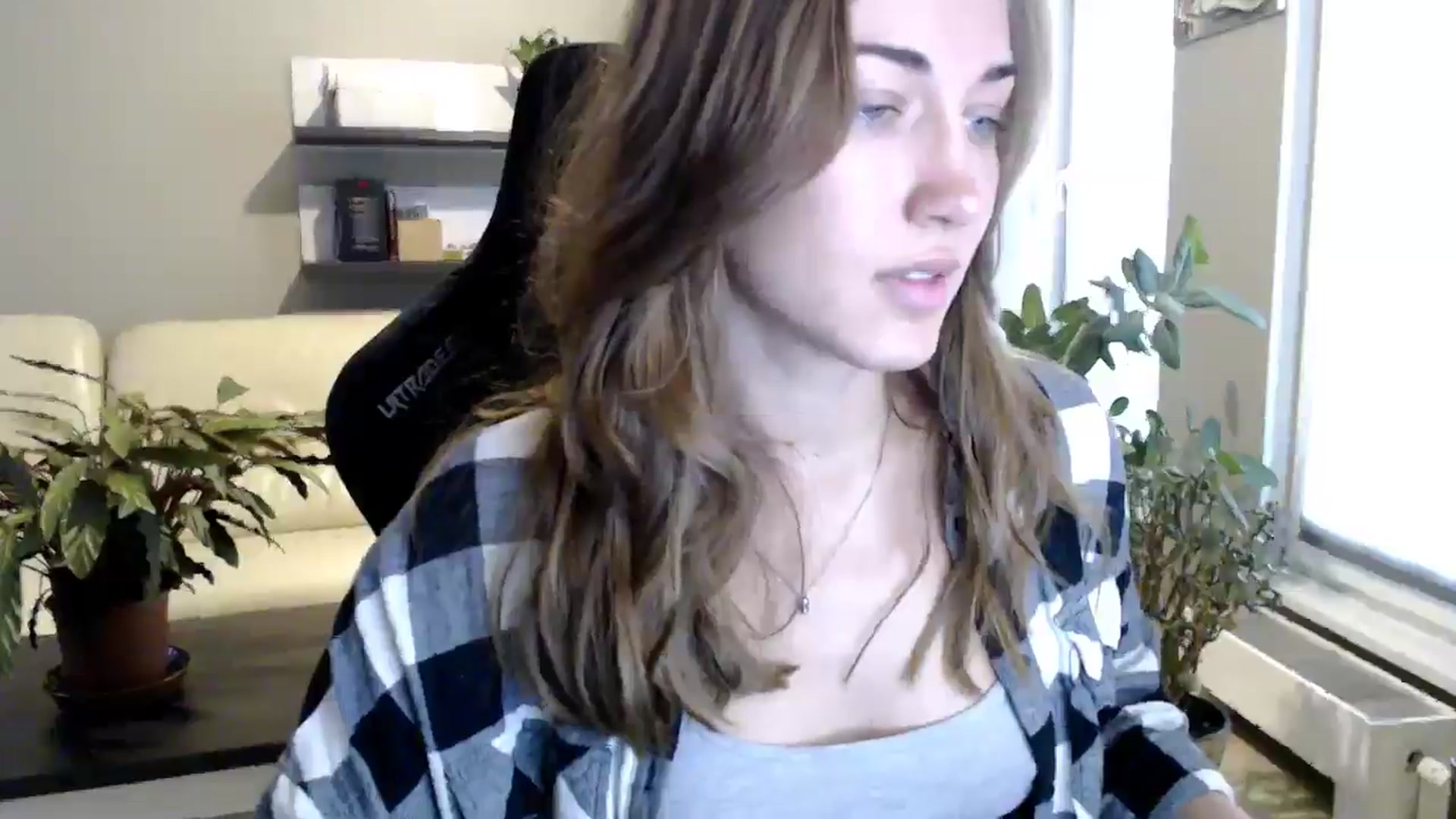 Gallery image thumbnail from GalaxyAnisia's myfreecams stream on, 09/29/2025, 13:03 image 18 of 20