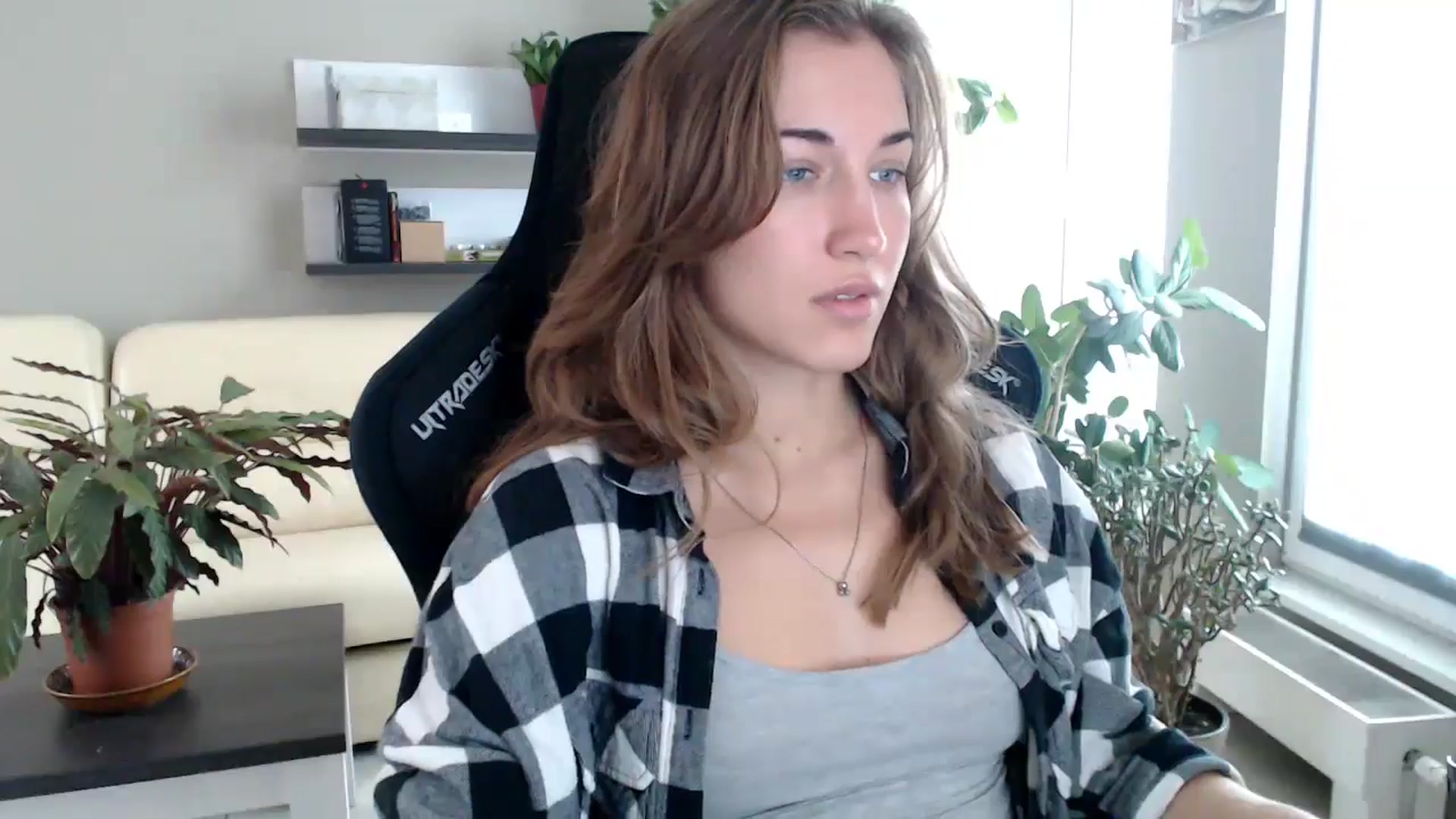 Gallery image thumbnail from GalaxyAnisia's myfreecams stream on, 09/29/2025, 13:03 image 8 of 20