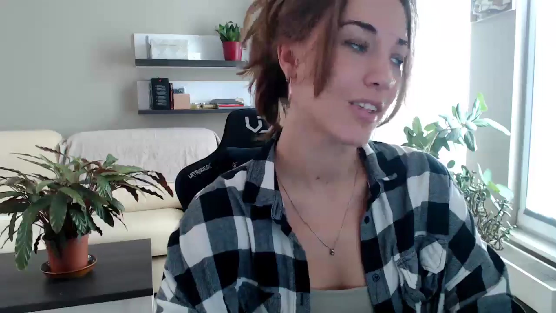 Gallery image thumbnail from GalaxyAnisia's myfreecams stream on, 10/01/2025, 11:53 image 5 of 20