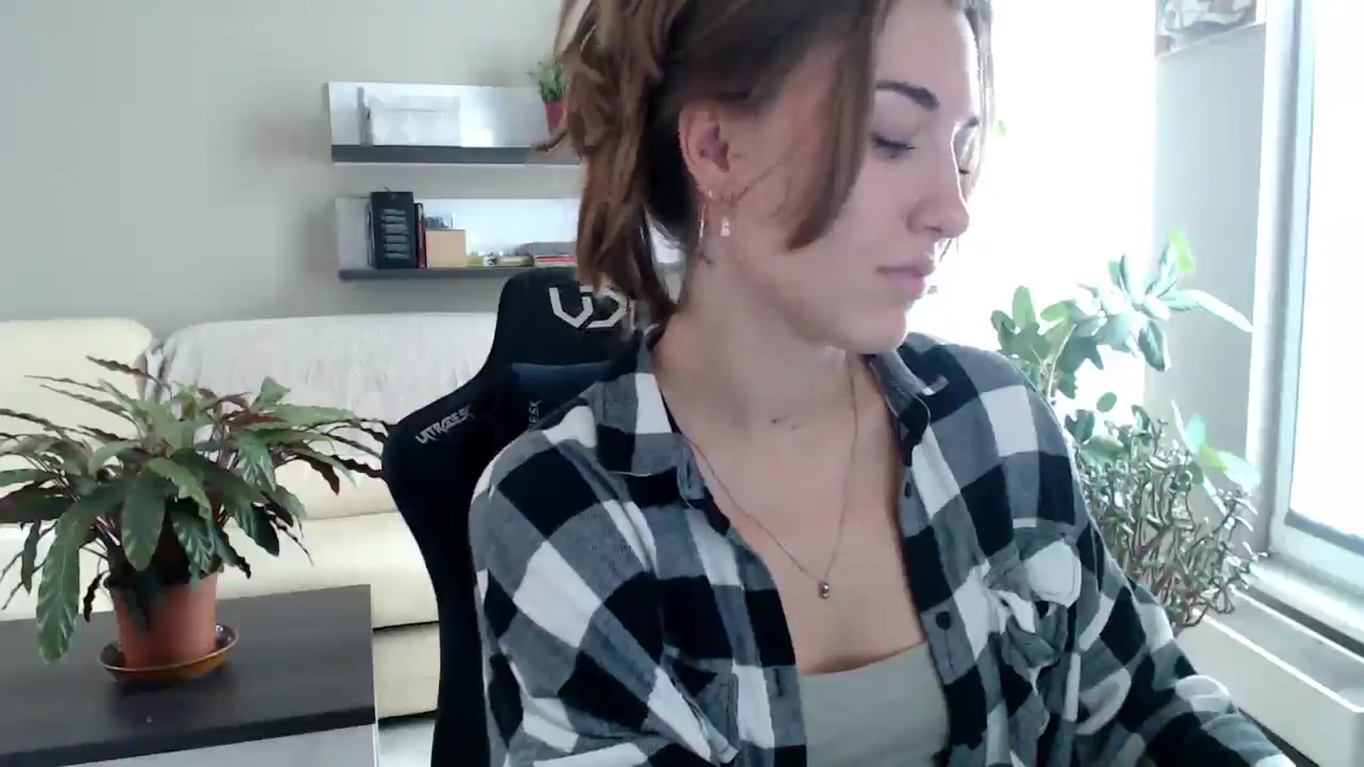 Gallery image thumbnail from GalaxyAnisia's myfreecams stream on, 10/01/2025, 11:53 image 3 of 20