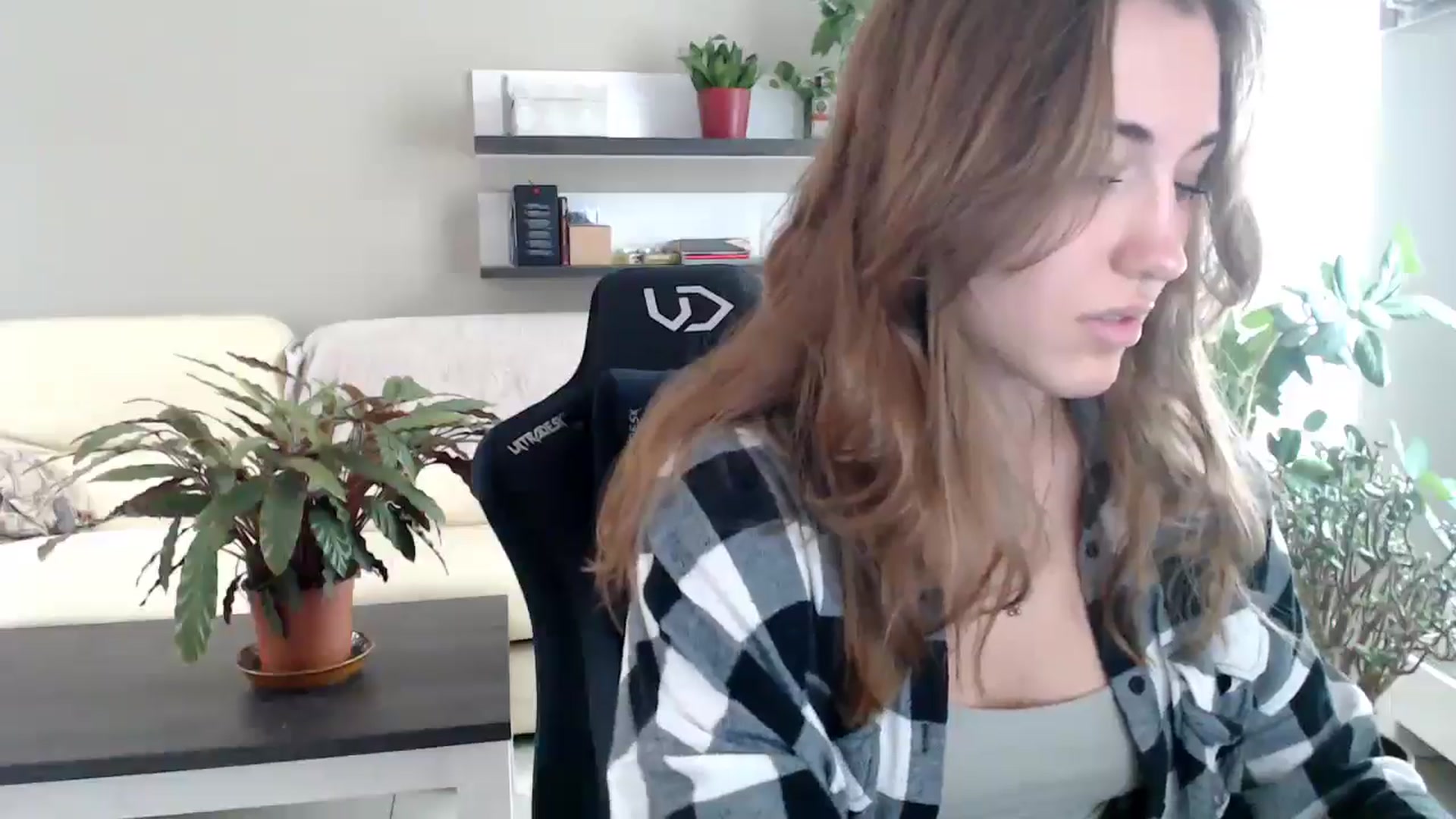 Gallery image thumbnail from GalaxyAnisia's myfreecams stream on, 10/01/2025, 13:04 image 8 of 20