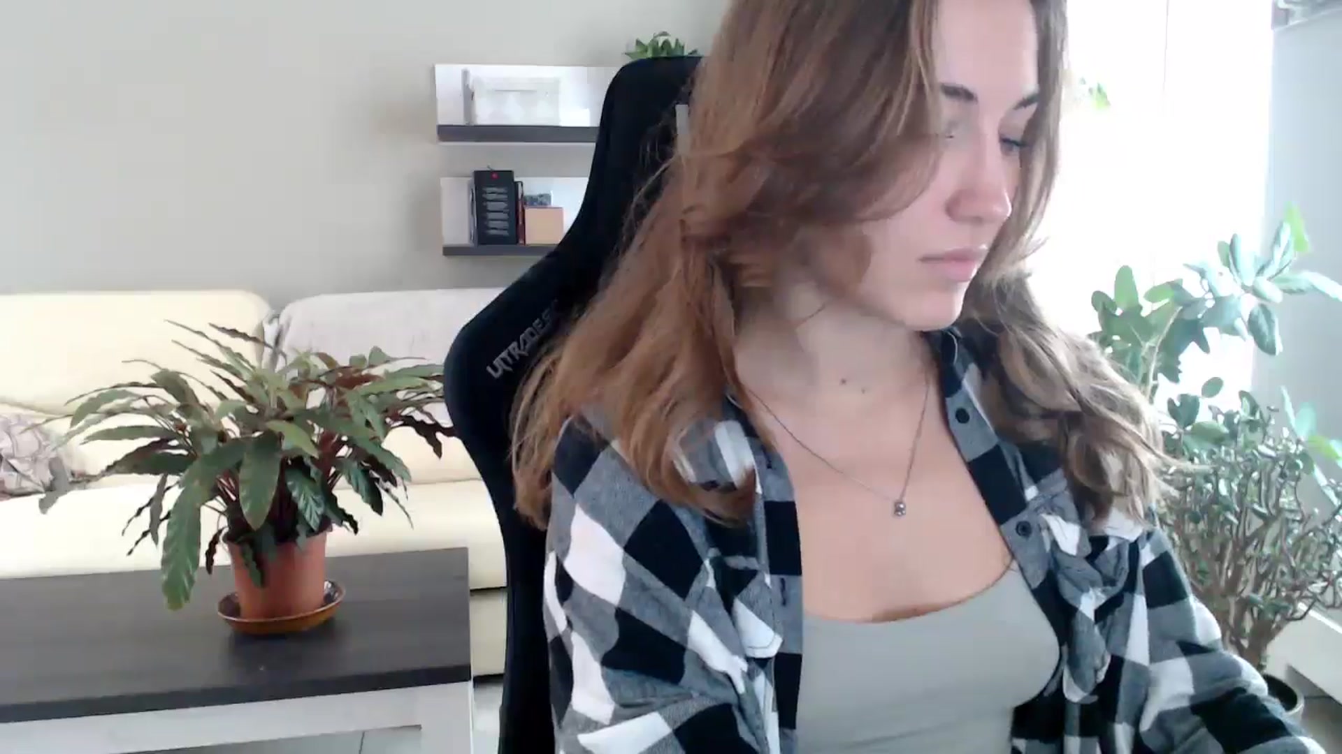 Gallery image thumbnail from GalaxyAnisia's myfreecams stream on, 10/01/2025, 13:04 image 16 of 20