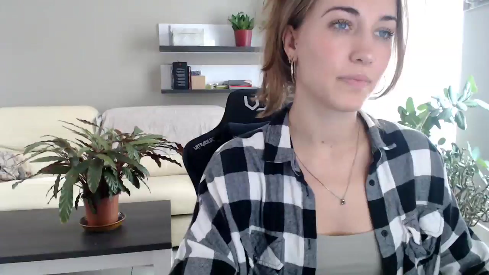 Gallery image thumbnail from GalaxyAnisia's myfreecams stream on, 10/01/2025, 13:04 image 3 of 20