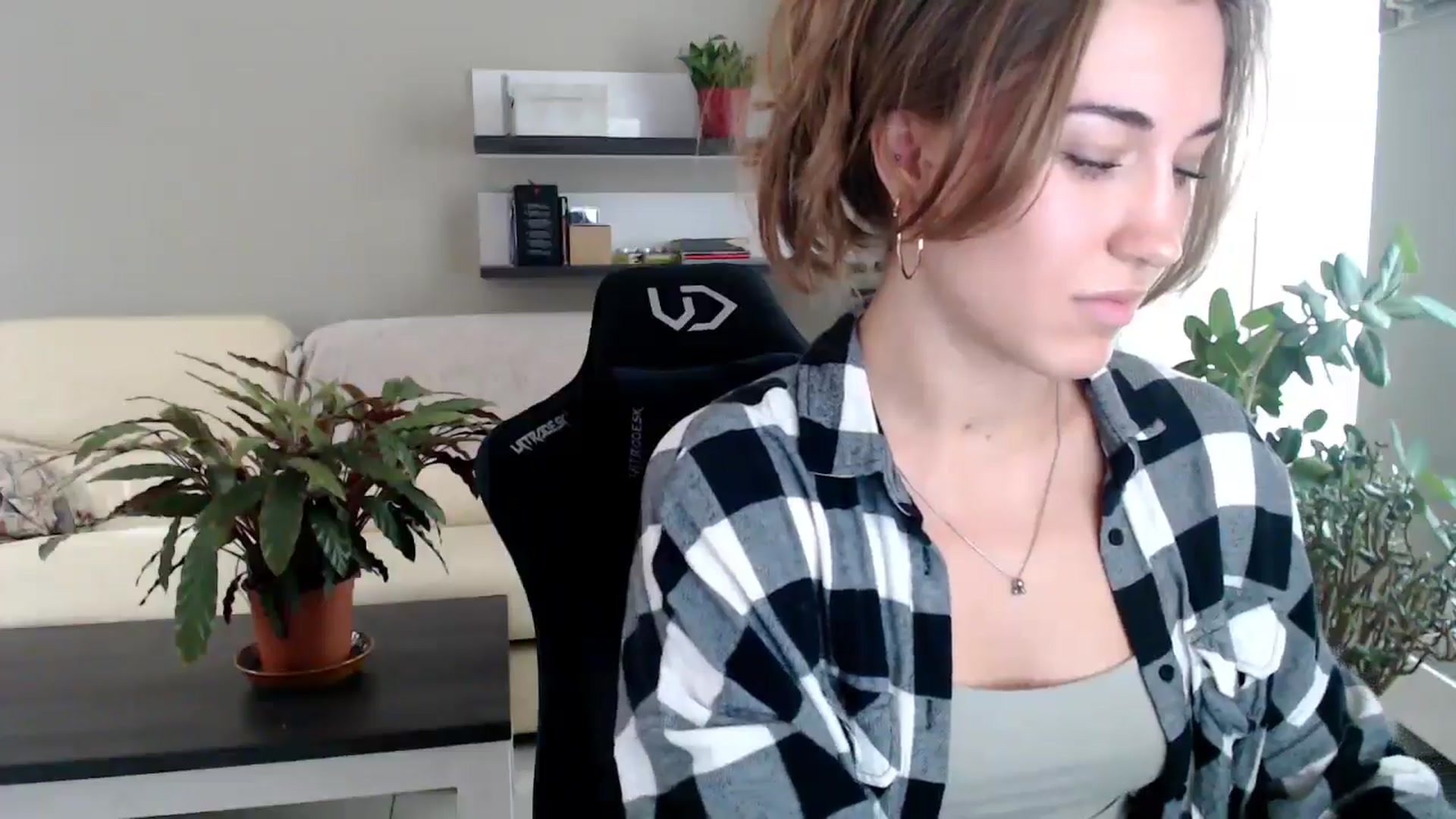 Gallery image thumbnail from GalaxyAnisia's myfreecams stream on, 10/01/2025, 13:04 image 10 of 20