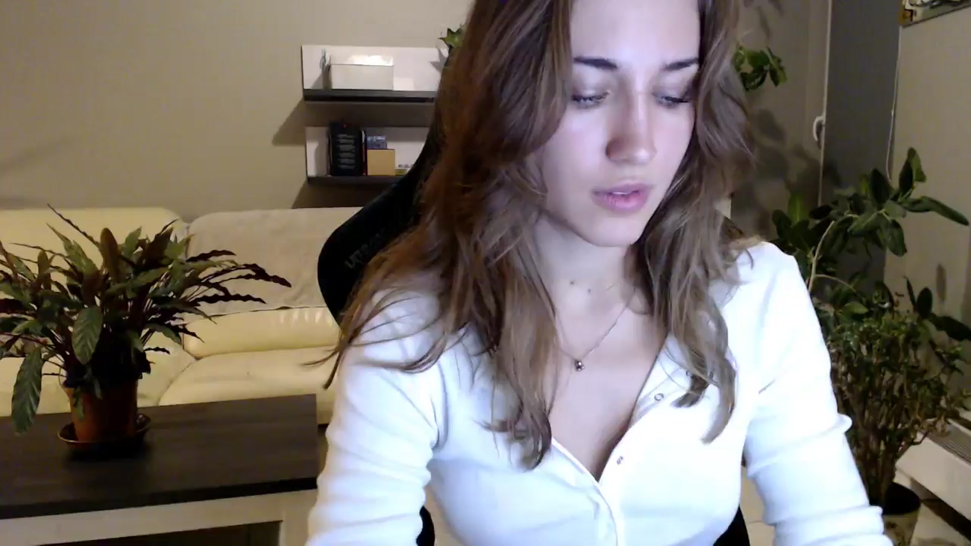 Gallery image thumbnail from GalaxyAnisia's myfreecams stream on, 10/01/2025, 19:41 image 7 of 20