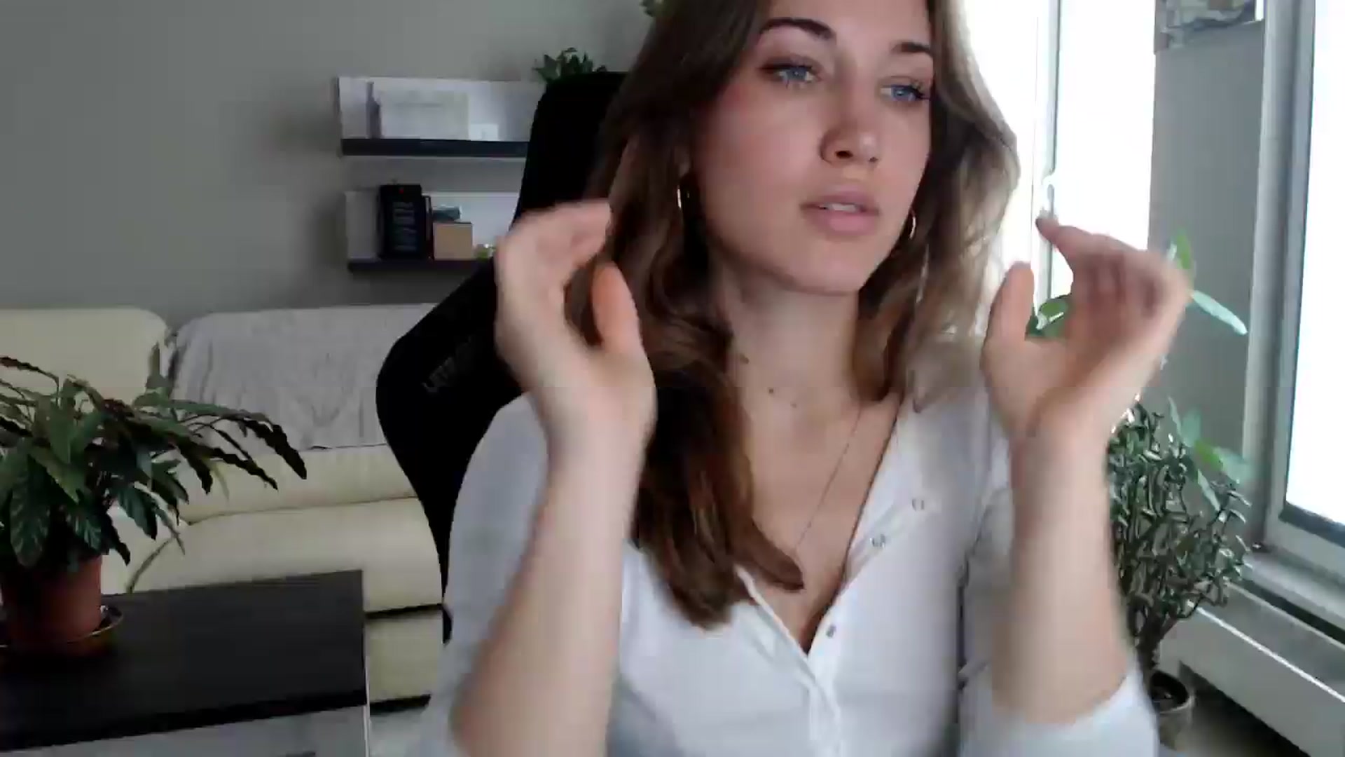 Gallery image thumbnail from GalaxyAnisia's myfreecams stream on, 10/02/2025, 12:40 image 17 of 20