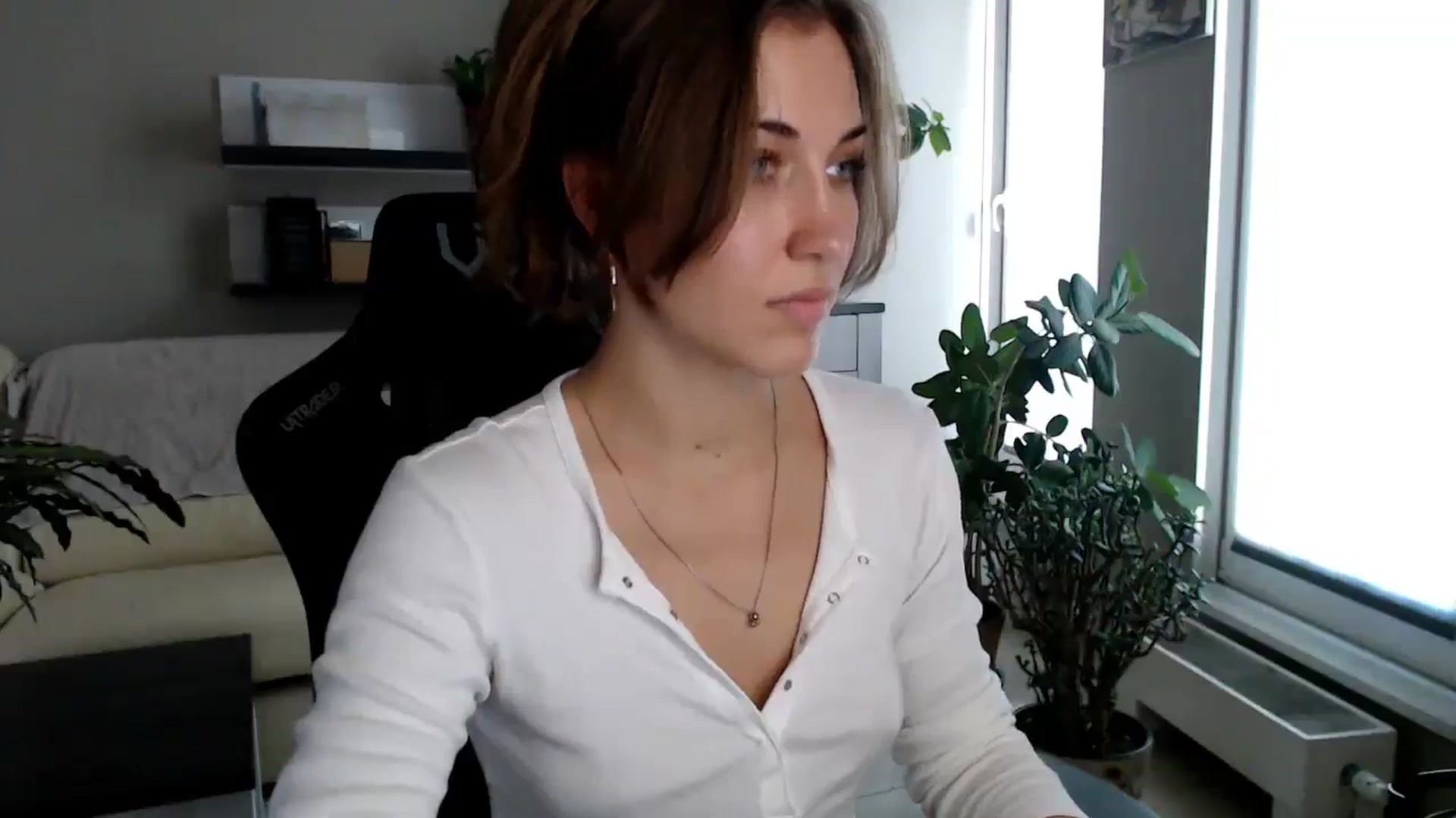 Gallery image thumbnail from GalaxyAnisia's myfreecams stream on, 10/02/2025, 14:02 image 19 of 20