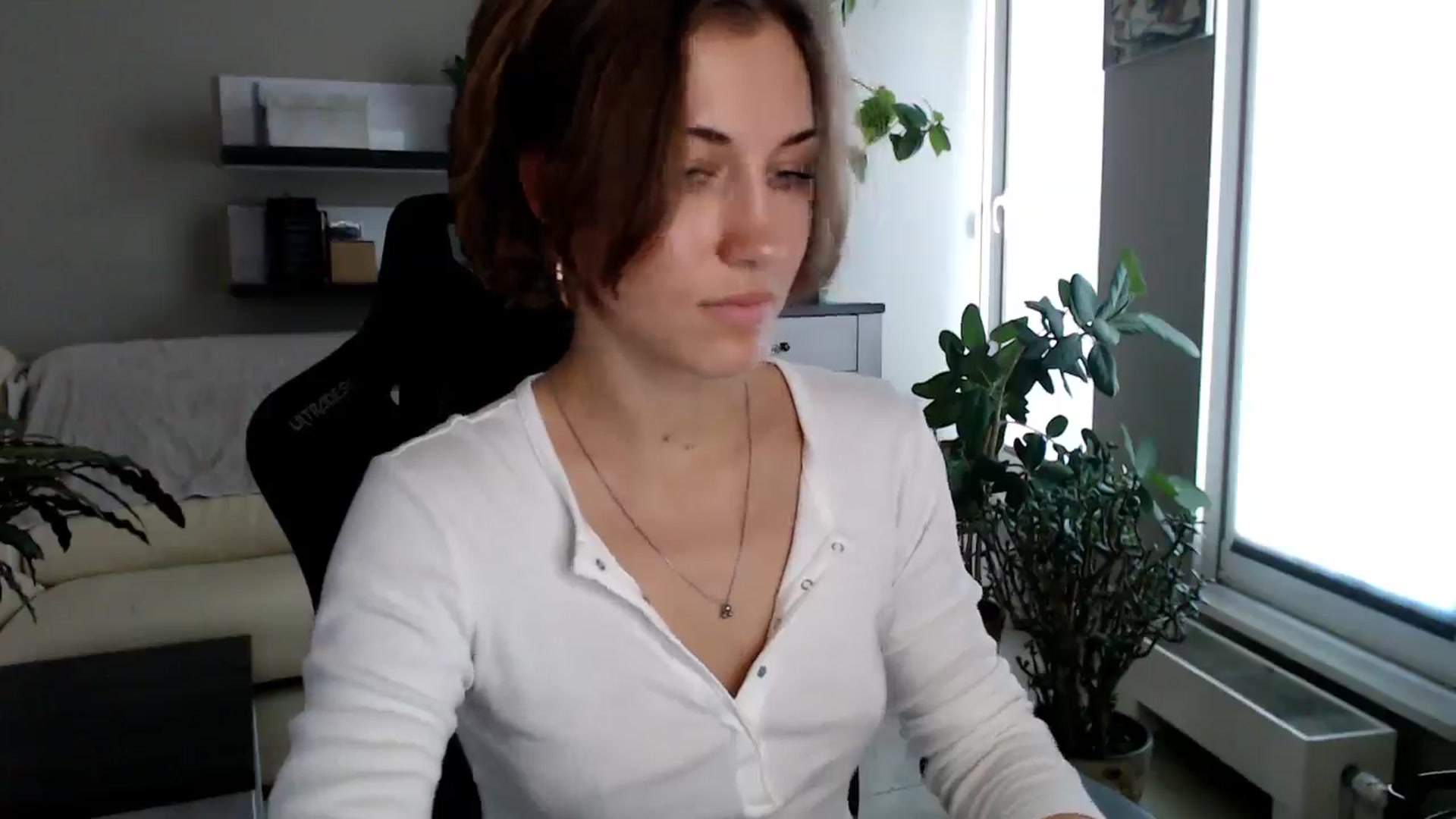 Gallery image thumbnail from GalaxyAnisia's myfreecams stream on, 10/02/2025, 14:02 image 20 of 20