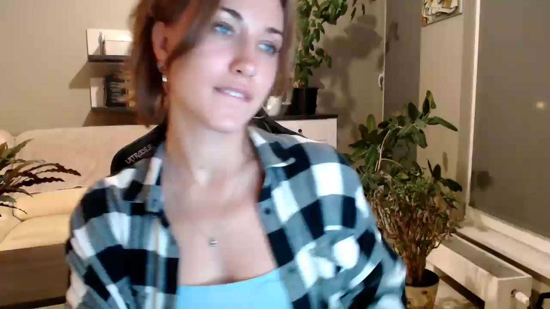 Gallery image thumbnail from GalaxyAnisia's myfreecams stream on, 10/02/2025, 19:57 image 15 of 20