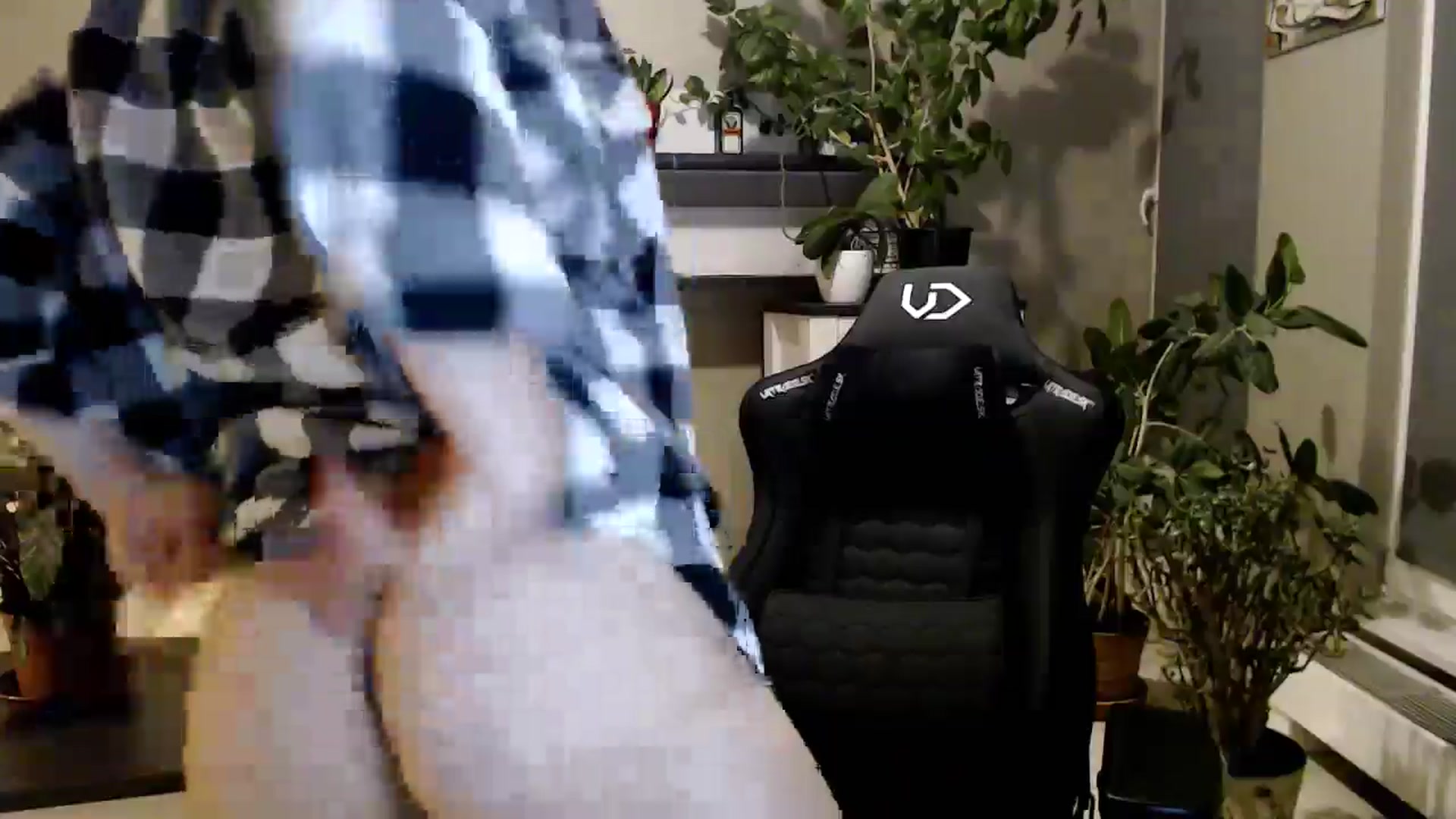 Gallery image thumbnail from GalaxyAnisia's myfreecams stream on, 10/02/2025, 22:24 image 4 of 20
