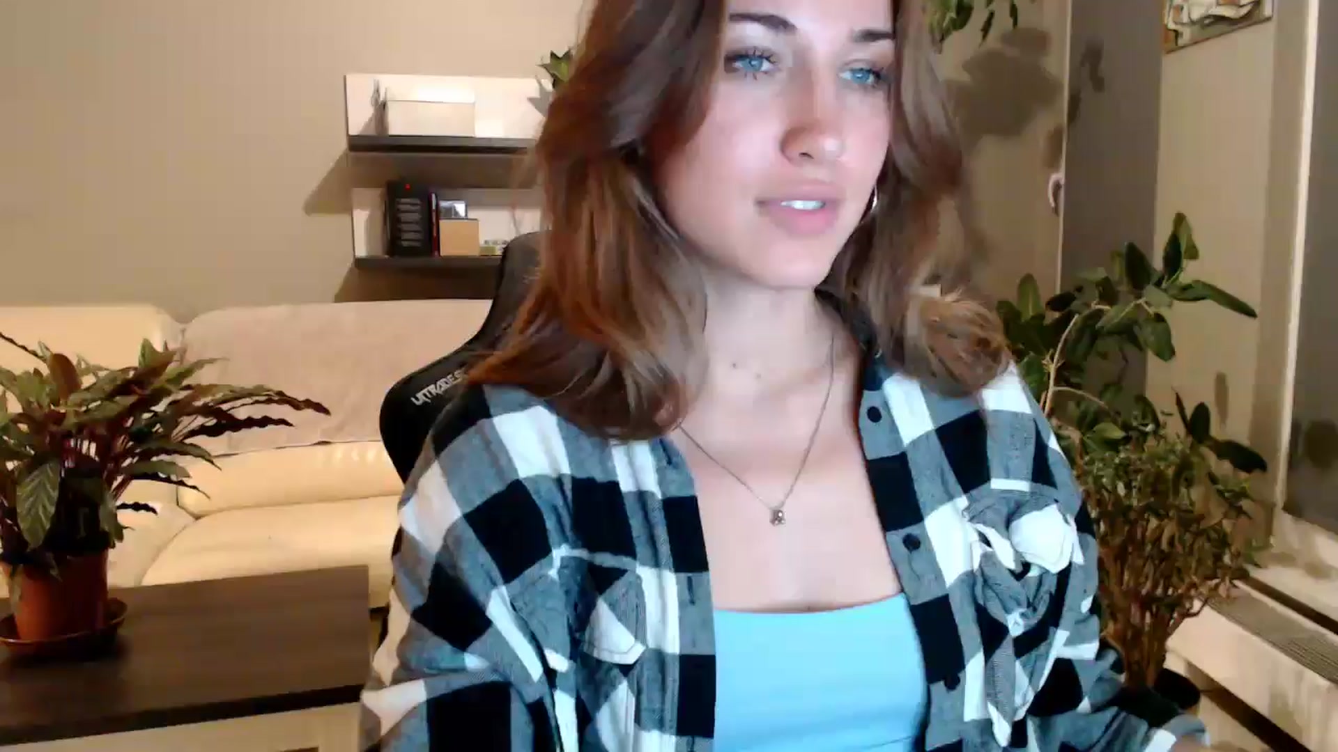 Gallery image thumbnail from GalaxyAnisia's myfreecams stream on, 10/02/2025, 22:24 image 12 of 20