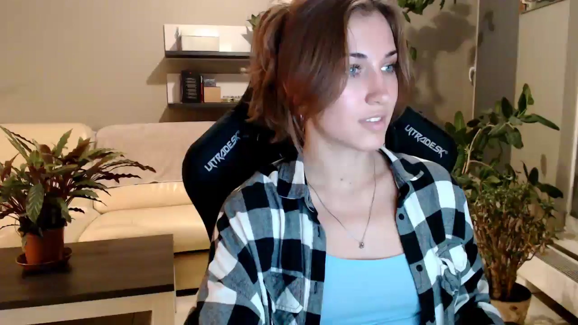 Gallery image thumbnail from GalaxyAnisia's myfreecams stream on, 10/02/2025, 23:07 image 10 of 20