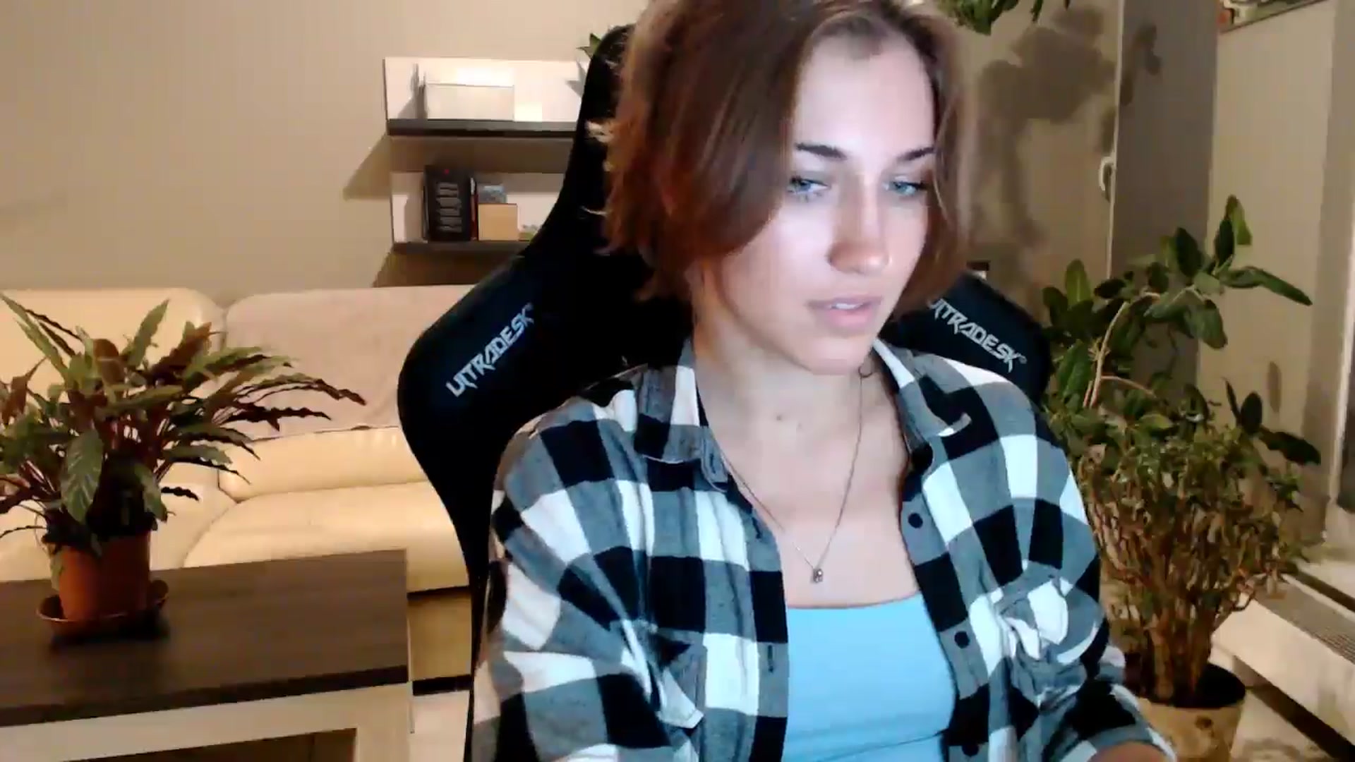 Gallery image thumbnail from GalaxyAnisia's myfreecams stream on, 10/02/2025, 23:07 image 17 of 20