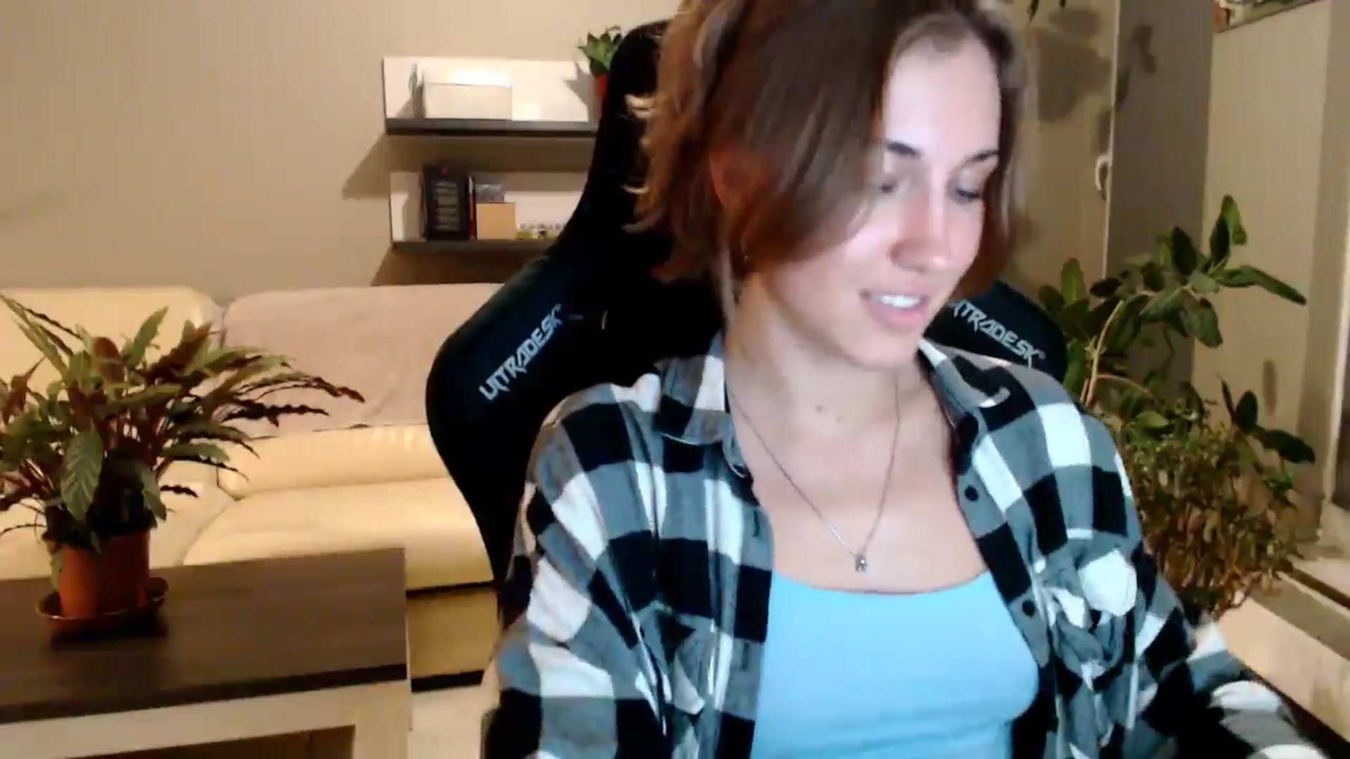 Gallery image thumbnail from GalaxyAnisia's myfreecams stream on, 10/02/2025, 23:07 image 4 of 20