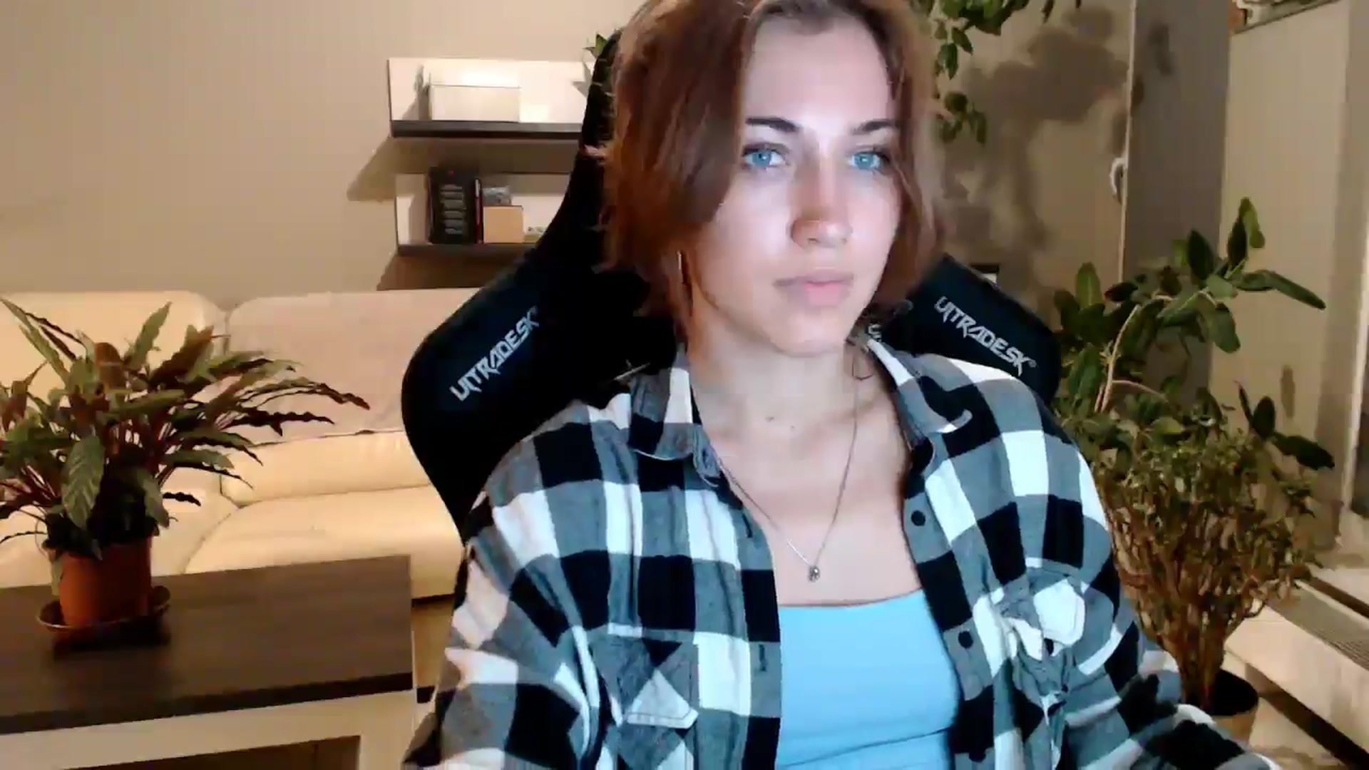 Gallery image thumbnail from GalaxyAnisia's myfreecams stream on, 10/02/2025, 23:07 image 18 of 20