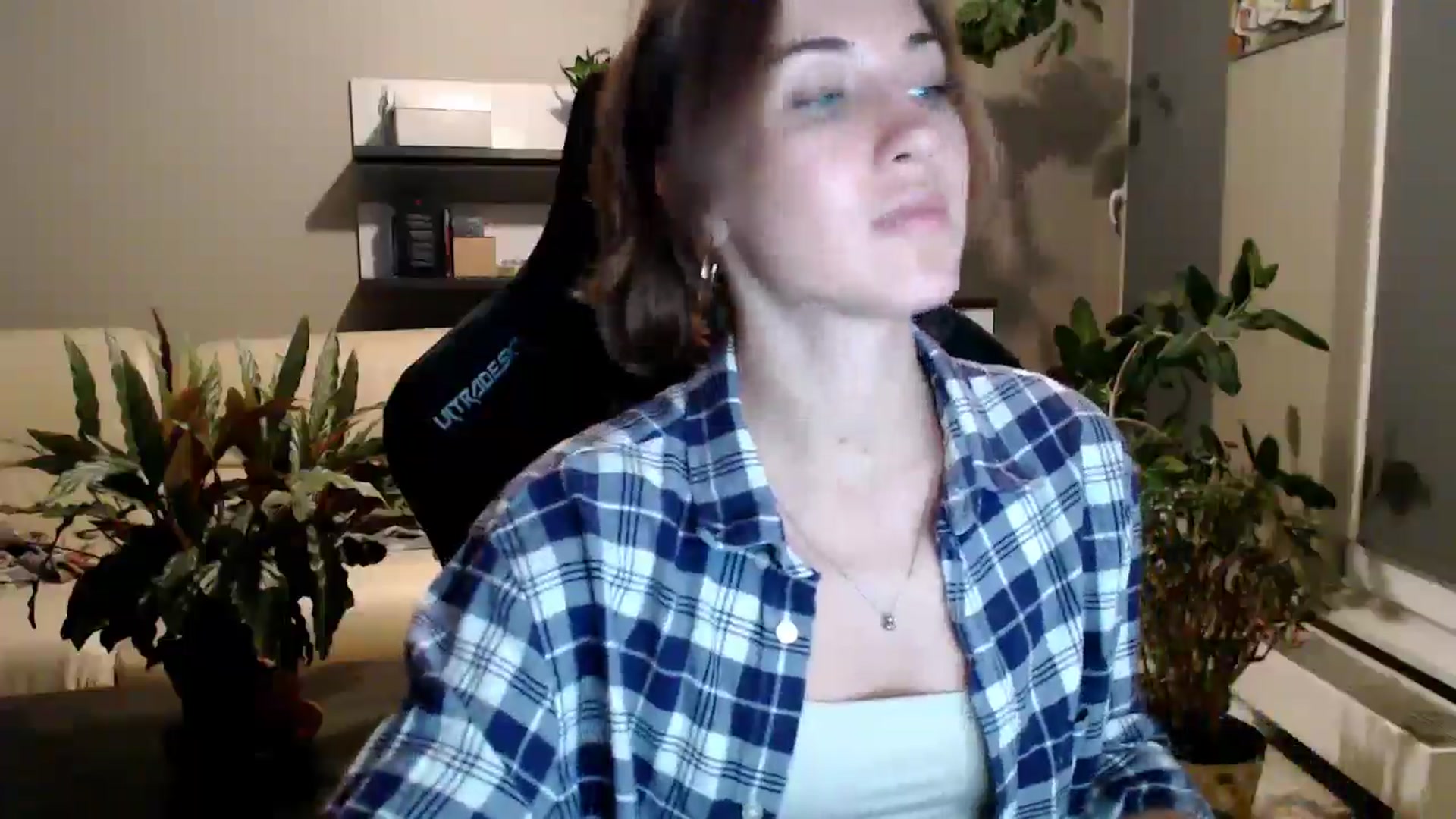 Gallery image thumbnail from GalaxyAnisia's myfreecams stream on, 10/06/2025, 16:52 image 20 of 20