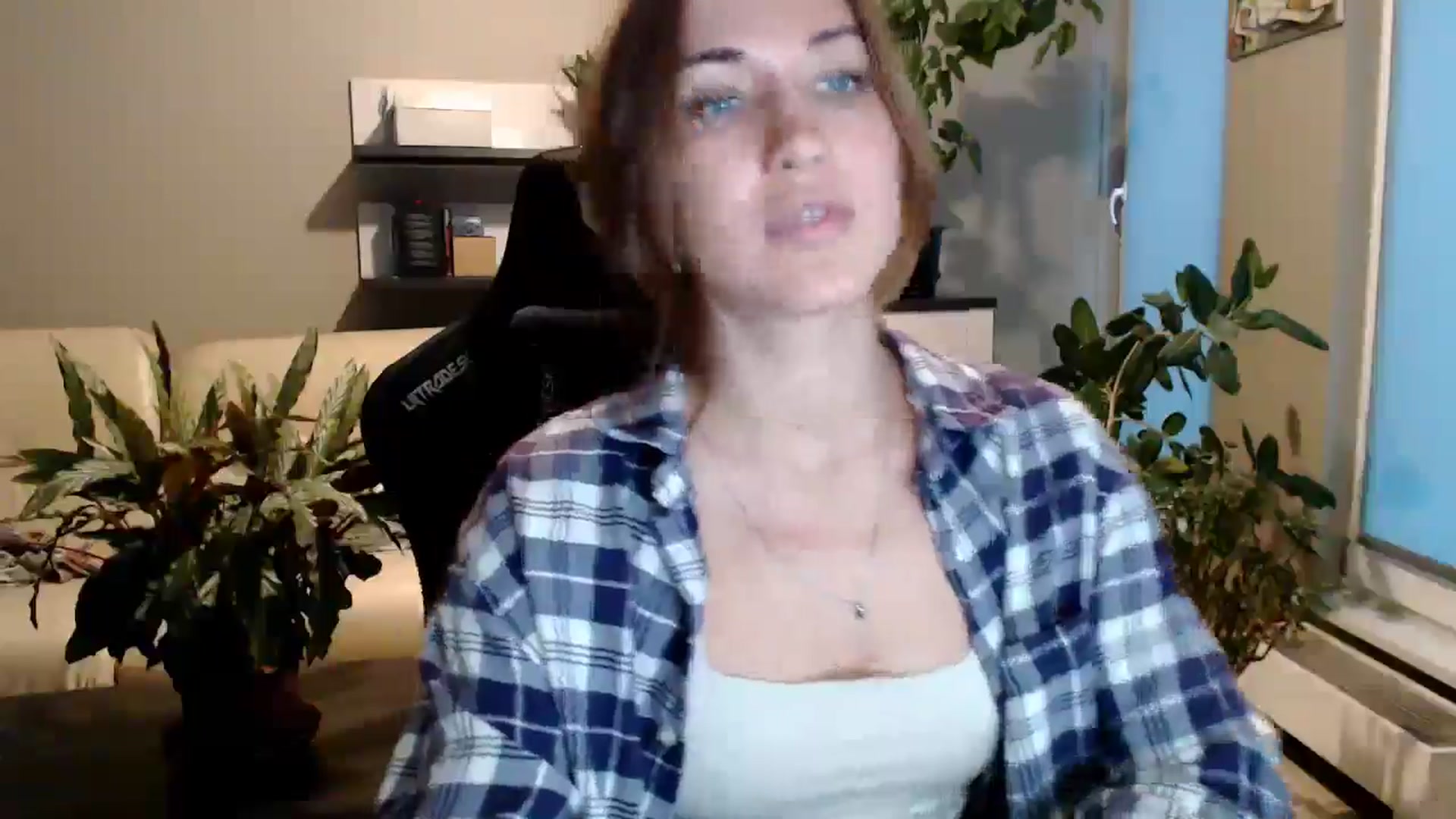 Gallery image thumbnail from GalaxyAnisia's myfreecams stream on, 10/06/2025, 16:52 image 7 of 20