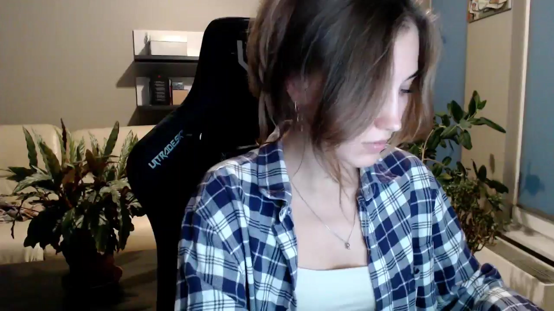 Gallery image thumbnail from GalaxyAnisia's myfreecams stream on, 10/06/2025, 16:52 image 13 of 20