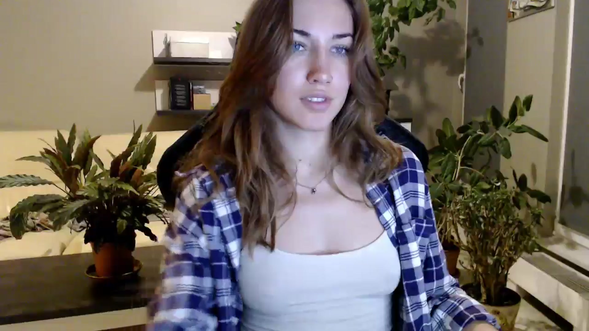 Gallery image thumbnail from GalaxyAnisia's myfreecams stream on, 10/09/2025, 18:25 image 6 of 20