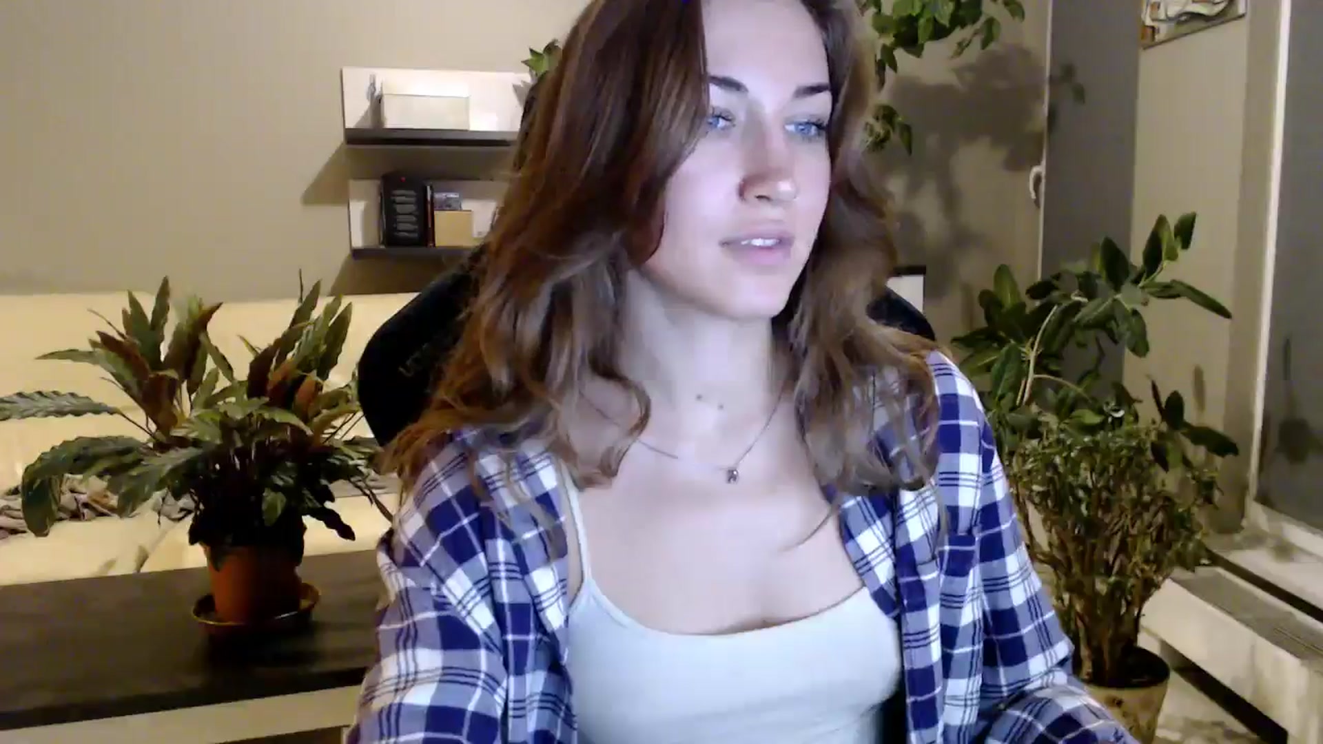 Gallery image thumbnail from GalaxyAnisia's myfreecams stream on, 10/09/2025, 18:25 image 8 of 20