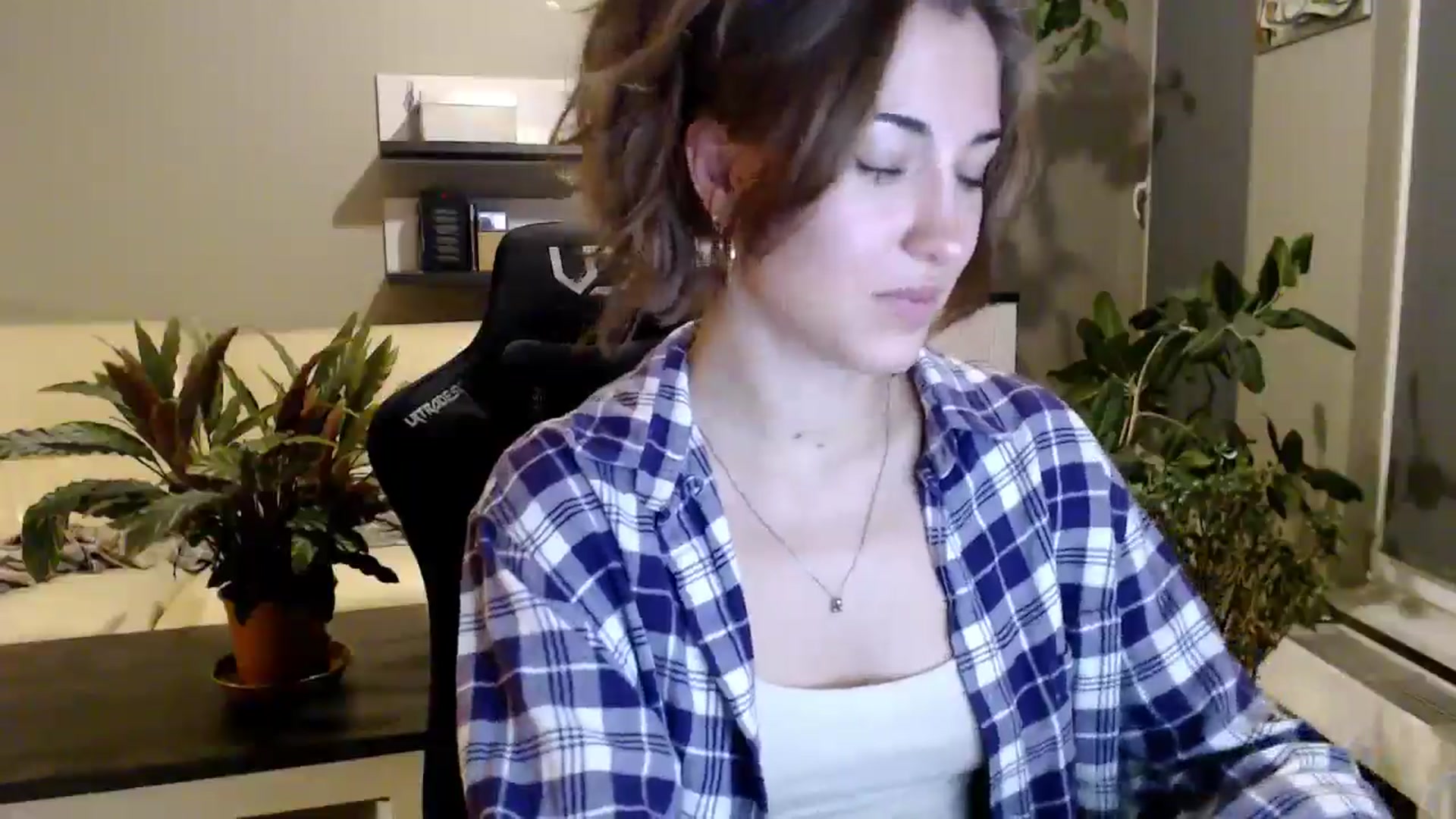 Gallery image thumbnail from GalaxyAnisia's myfreecams stream on, 10/09/2025, 18:25 image 19 of 20