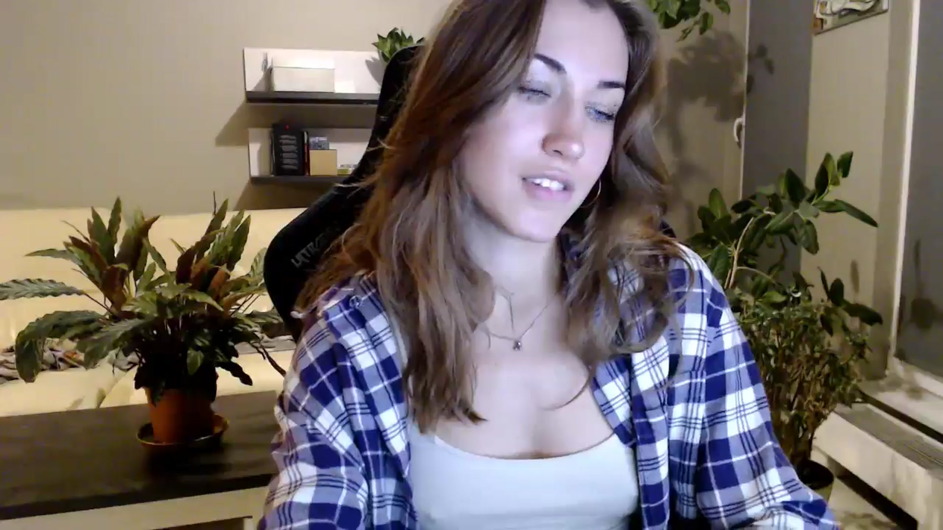 Gallery image thumbnail from GalaxyAnisia's myfreecams stream on, 10/09/2025, 18:25 image 7 of 20
