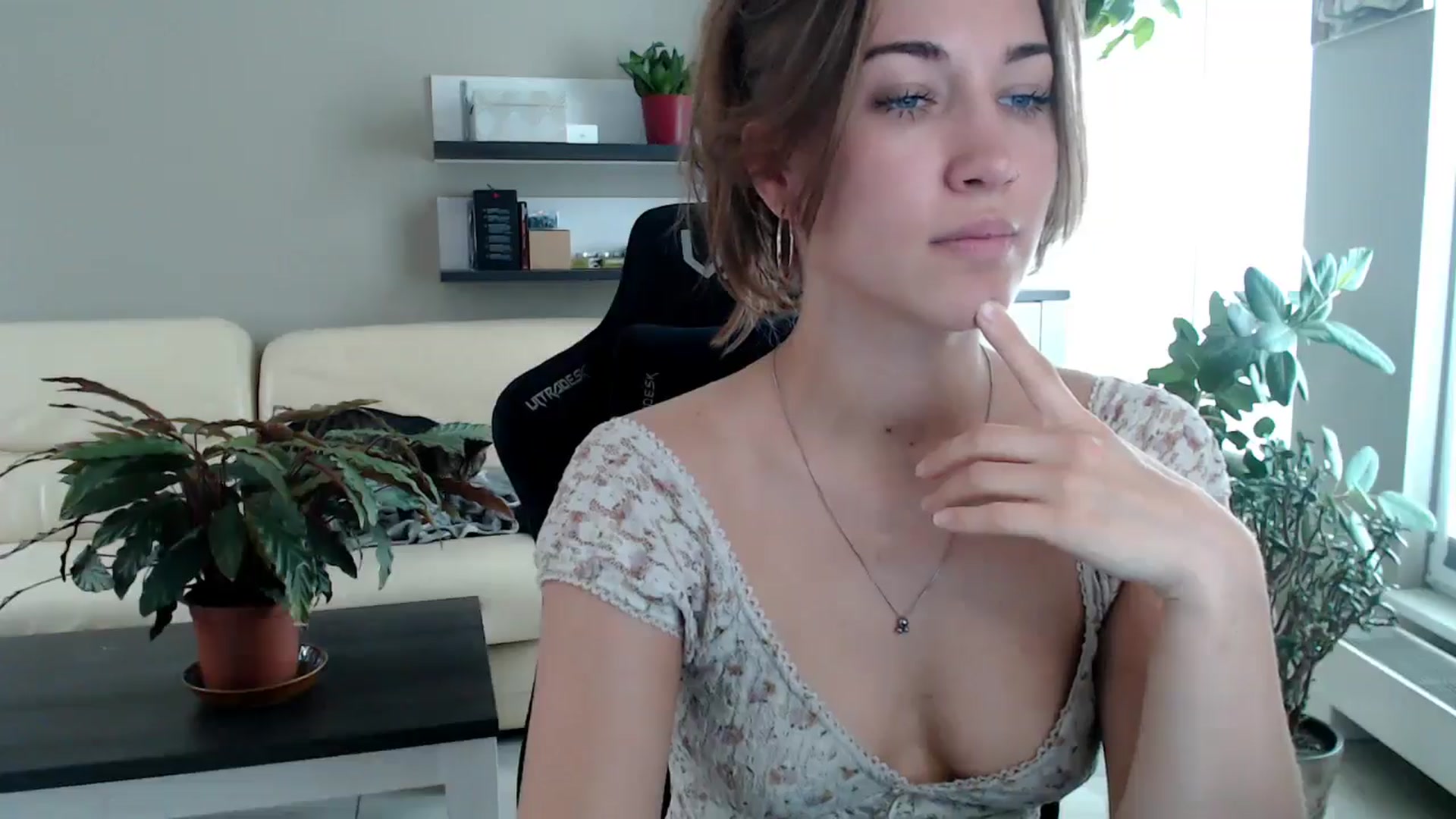 Gallery image thumbnail from GalaxyAnisia's myfreecams stream on, 10/10/2025, 12:33 image 10 of 20