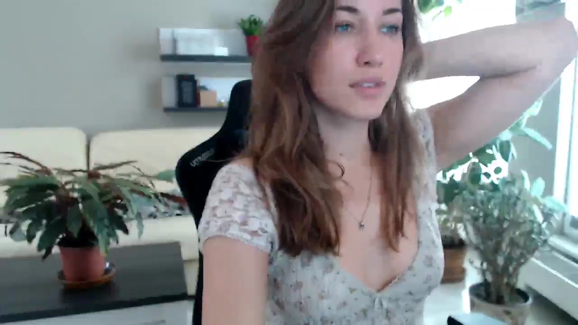 Gallery image thumbnail from GalaxyAnisia's myfreecams stream on, 10/10/2025, 12:33 image 7 of 20