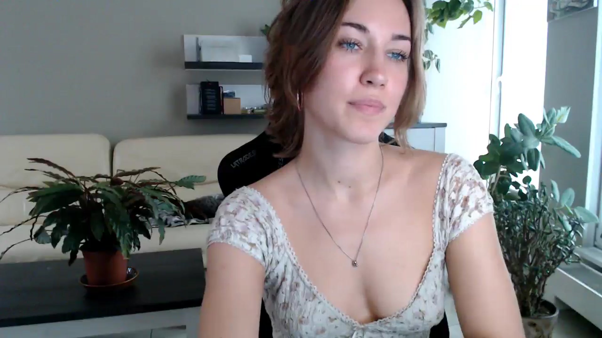 Gallery image thumbnail from GalaxyAnisia's myfreecams stream on, 10/10/2025, 13:28 image 16 of 20
