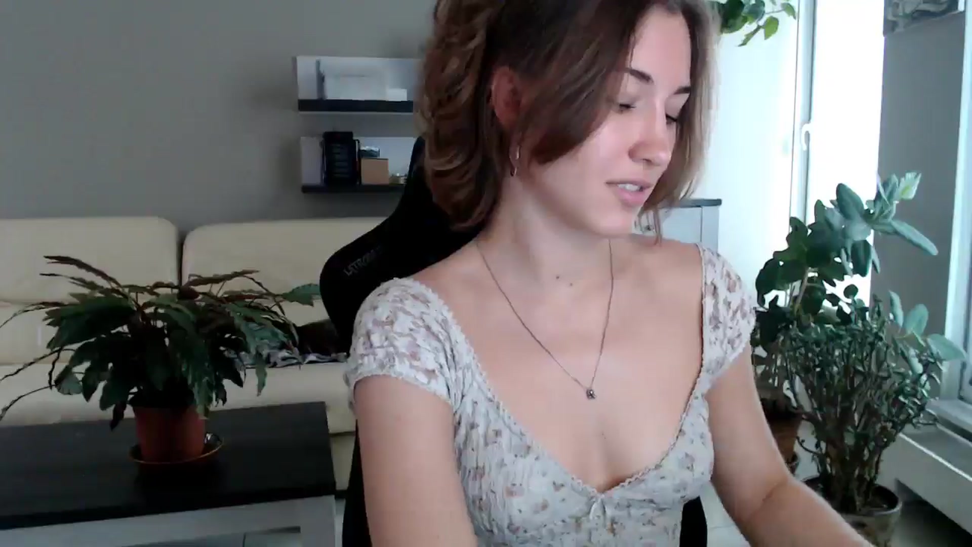 Gallery image thumbnail from GalaxyAnisia's myfreecams stream on, 10/10/2025, 13:28 image 8 of 20