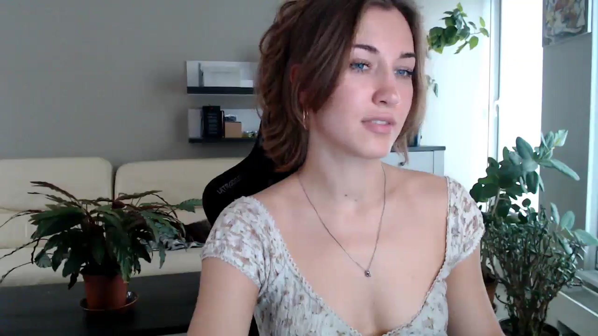 Gallery image thumbnail from GalaxyAnisia's myfreecams stream on, 10/10/2025, 13:28 image 3 of 20