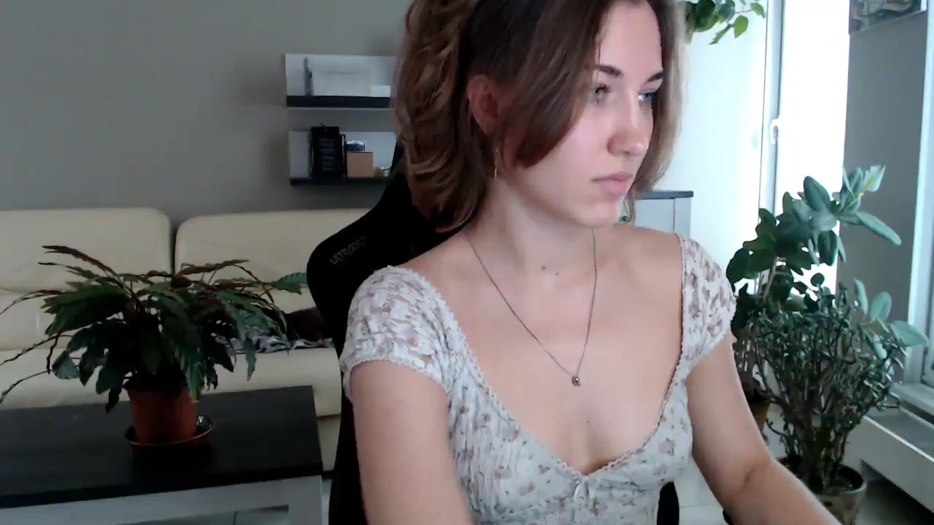 Gallery image thumbnail from GalaxyAnisia's myfreecams stream on, 10/10/2025, 13:28 image 9 of 20