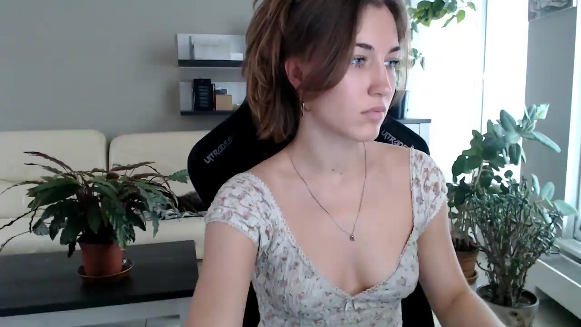Gallery image thumbnail from GalaxyAnisia's myfreecams stream on, 10/10/2025, 13:56 image 15 of 20