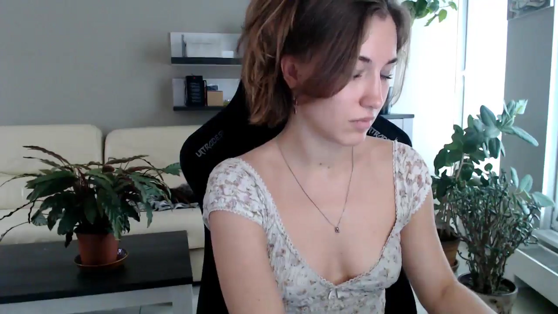 Gallery image thumbnail from GalaxyAnisia's myfreecams stream on, 10/10/2025, 13:56 image 10 of 20