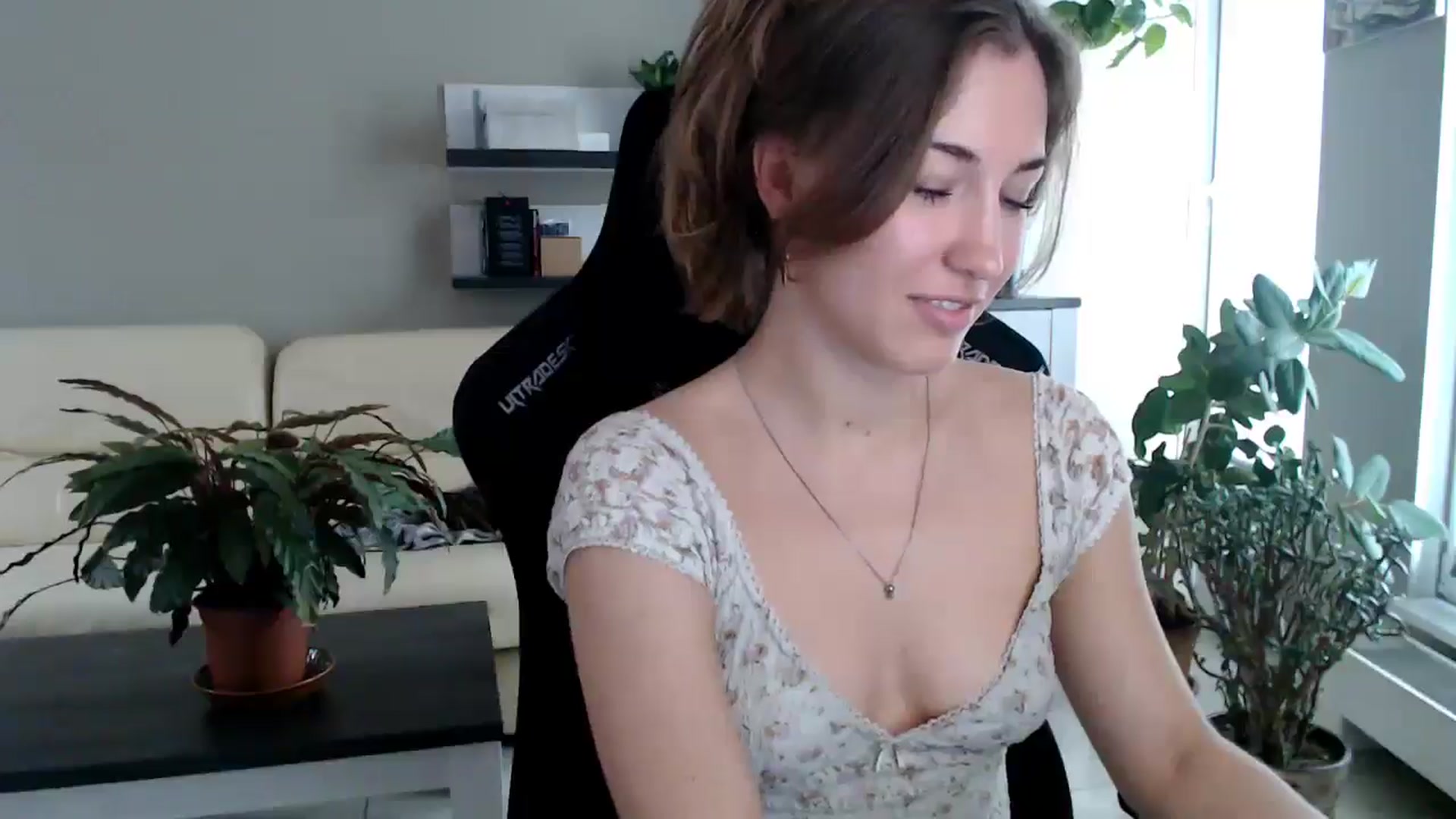 Gallery image thumbnail from GalaxyAnisia's myfreecams stream on, 10/10/2025, 13:56 image 17 of 20